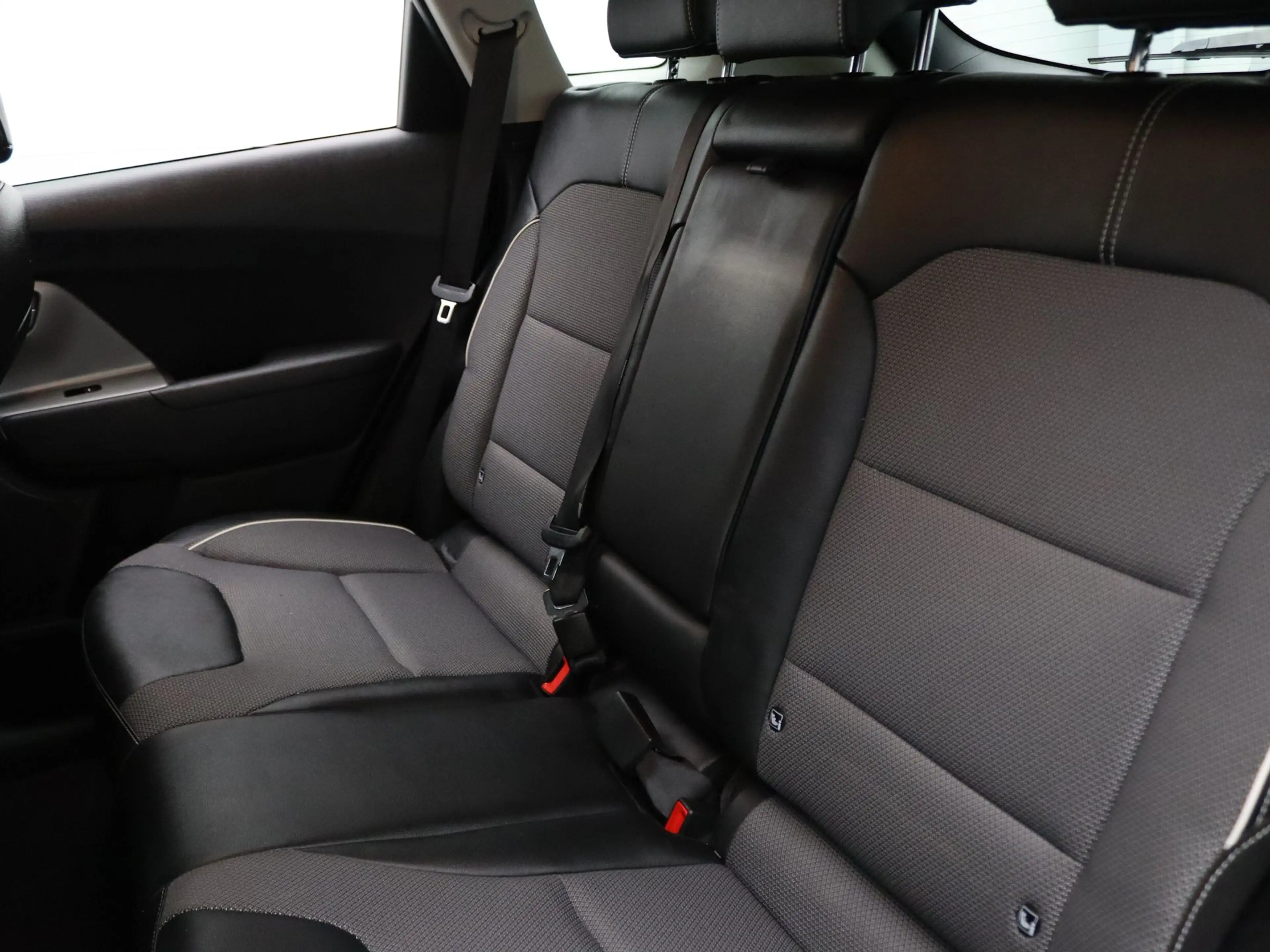 Kia e-Niro 204pk DynamicPlusLine 64 kWh Apple Carplay/Android — photo 29