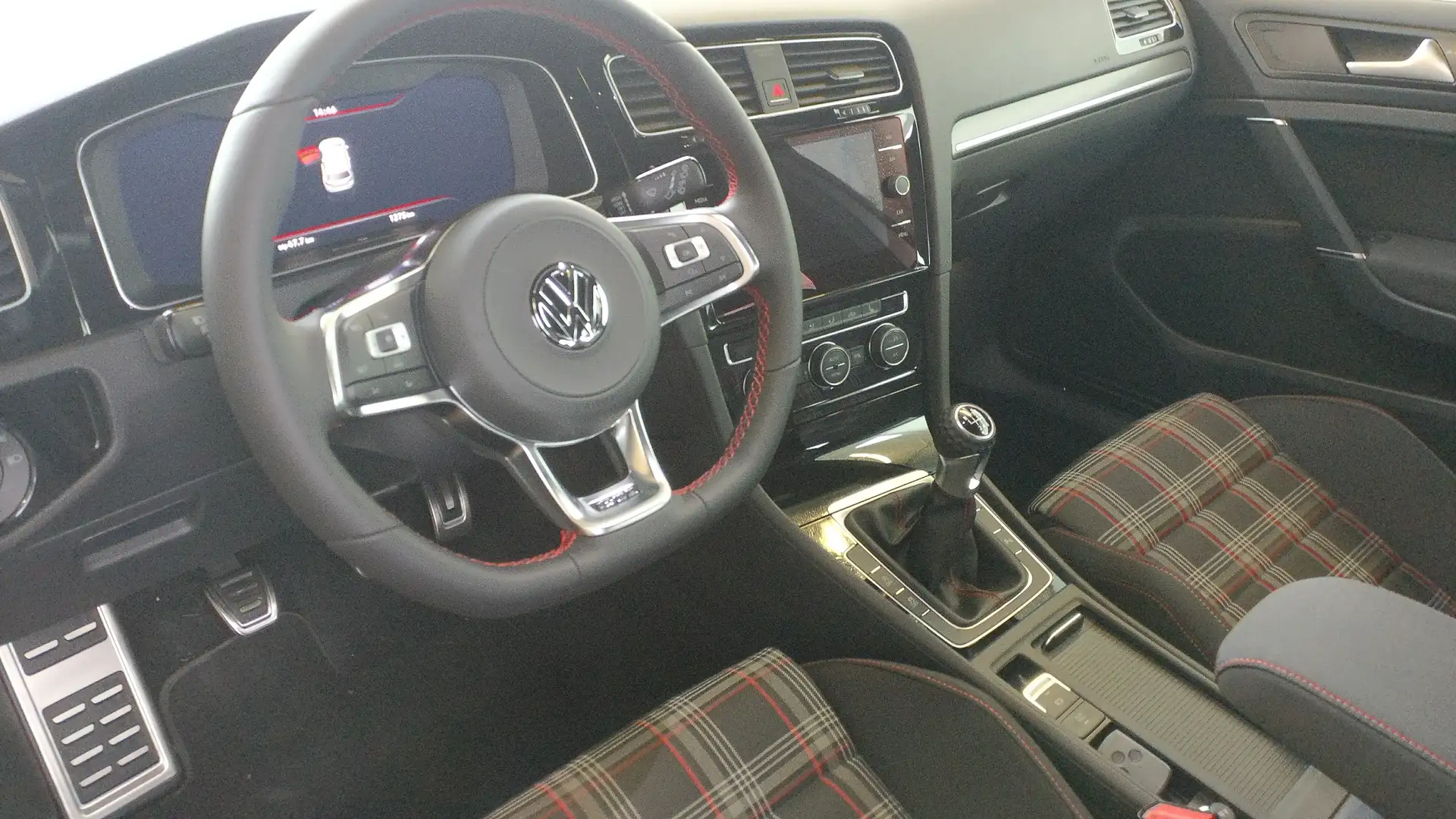 Volkswagen Golf GTI Golf GTI (BlueMotion Technology) Performance Argent - 2