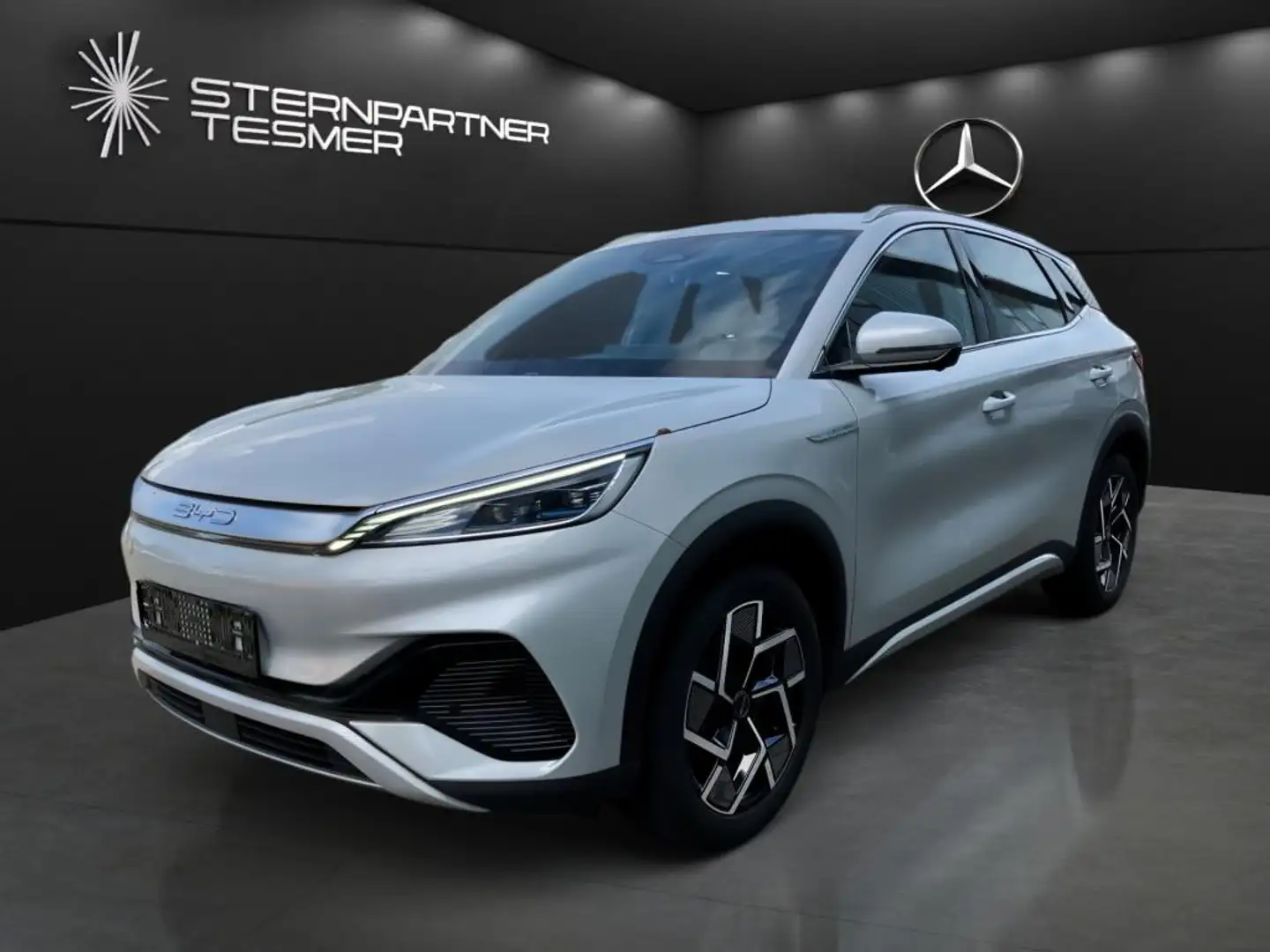 BYD Atto 3 Design SHZ+TOTW.+PANO+NAVI+KAMERA+AMBIENTE Weiß - 2