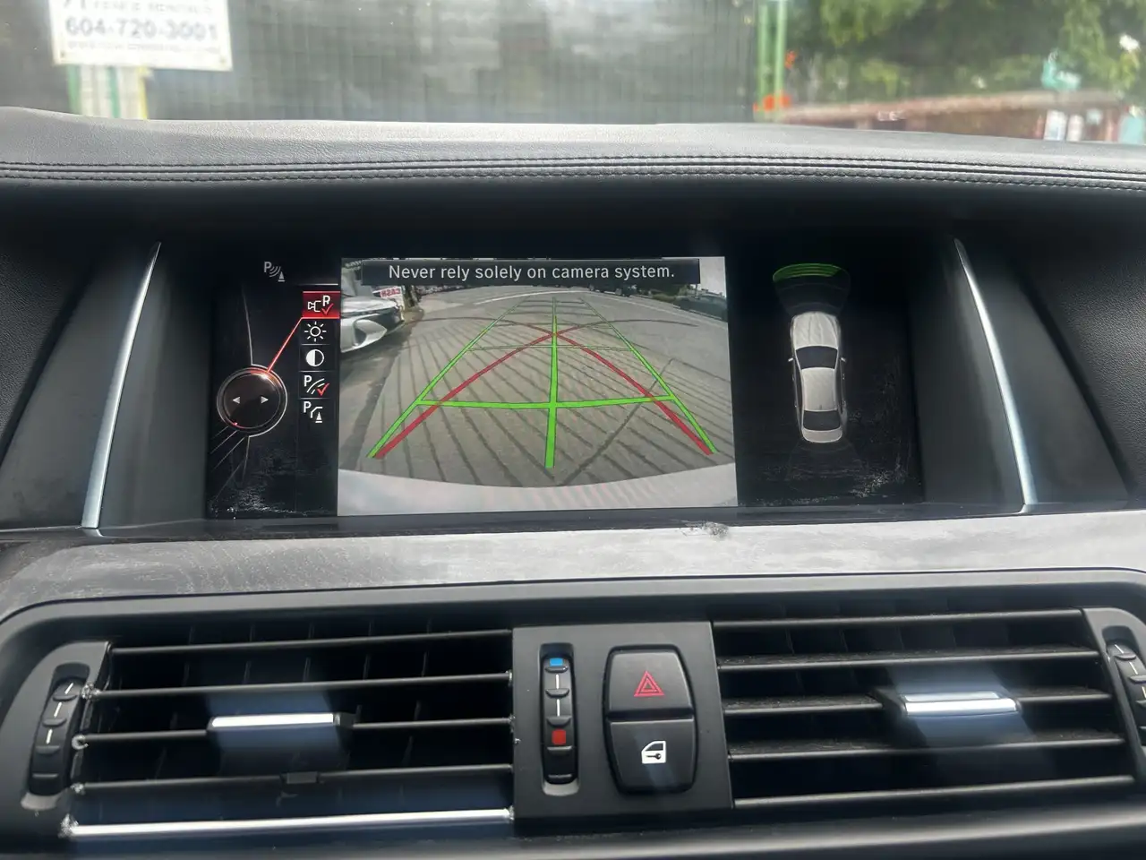 BMW 5 Series снимка BMW 5 Series