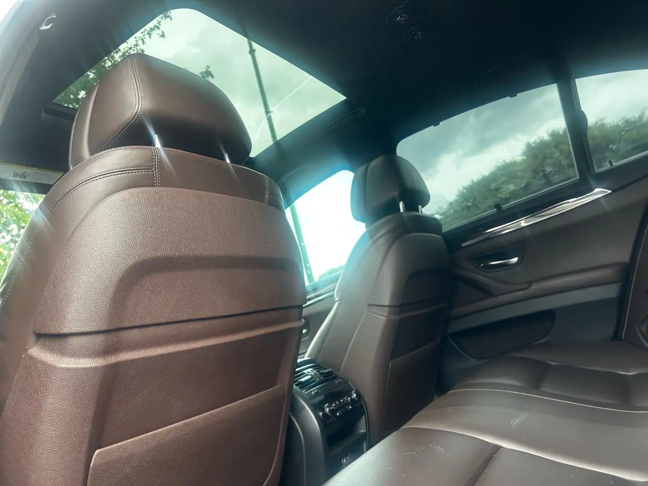 BMW 5 Series снимка BMW 5 Series
