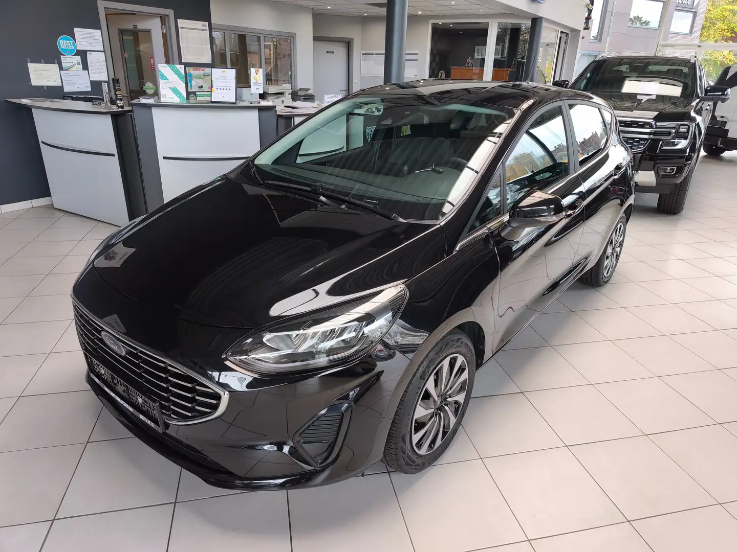 Ford Fiesta Fiesta 1.0 EcoBoost Titanium Zwart - 2