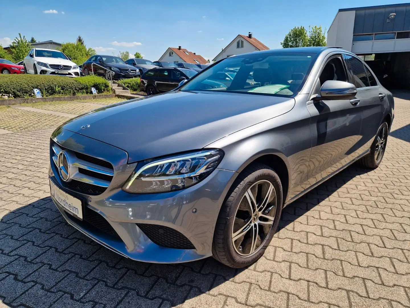 Mercedes-Benz C 300 d 4Matic lim. HuD/LED/Panoramadach/Burmest Grau - 1