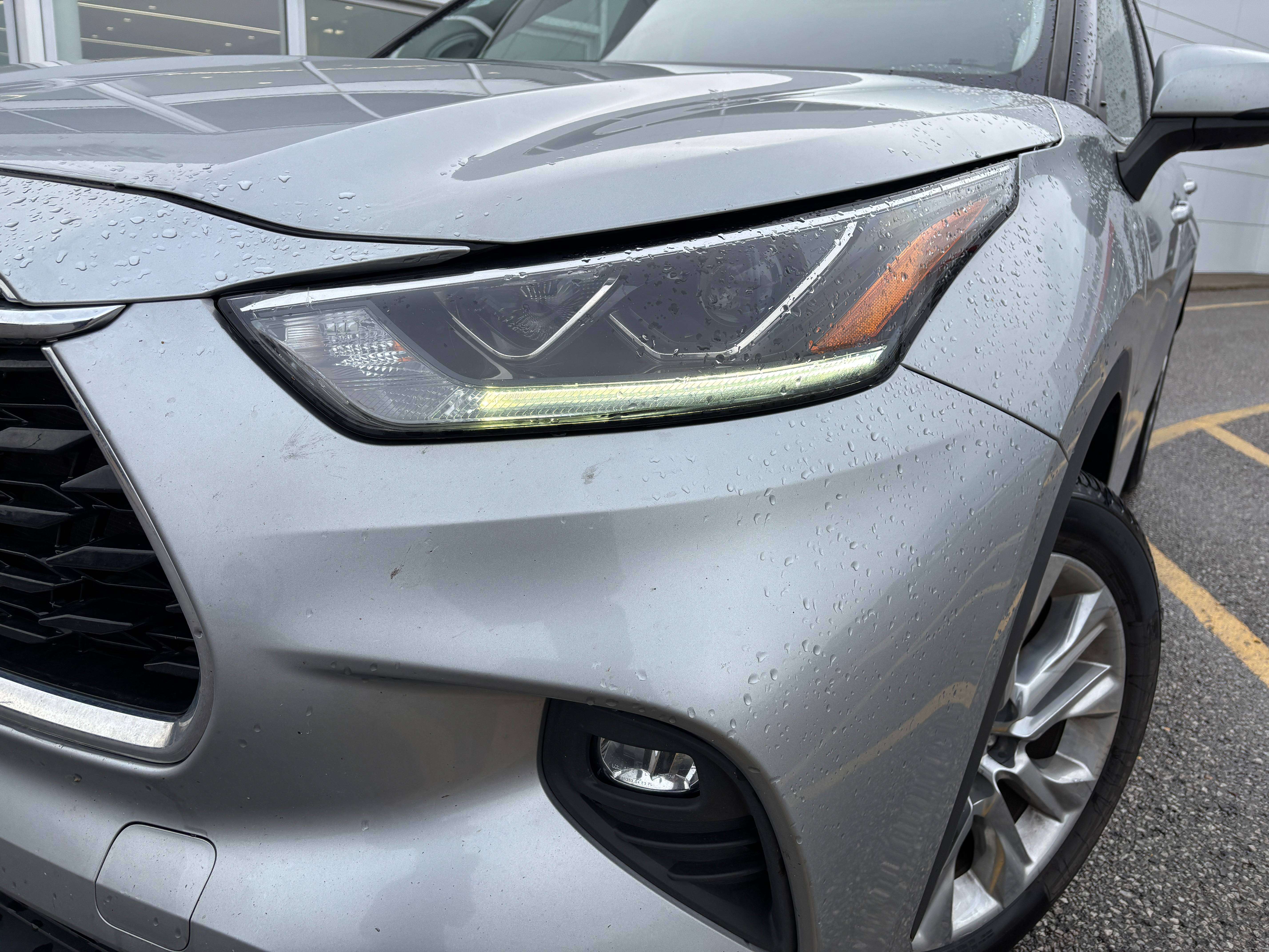 used 2022 Toyota Highlander car, priced at $38,695