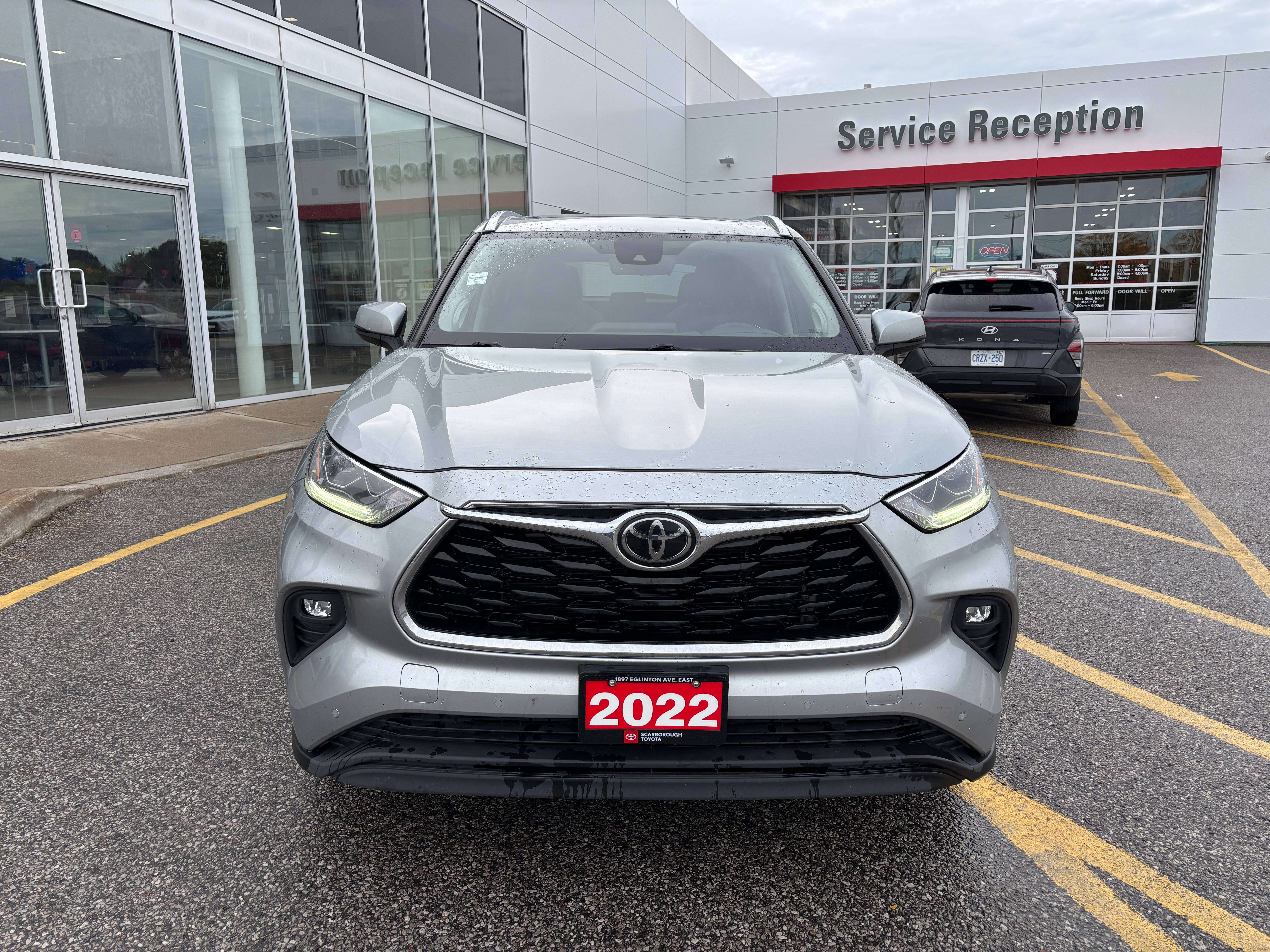 used 2022 Toyota Highlander car, priced at $38,695