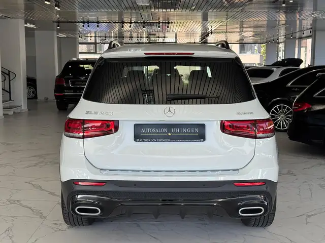 Mercedes-Benz GLB view 7