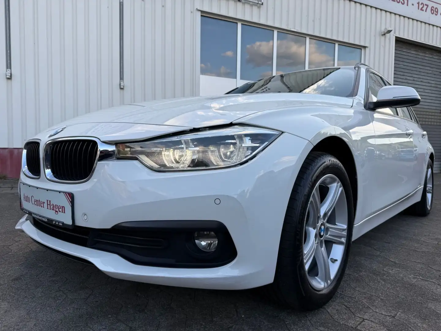 BMW 320 d 140kW 190PS 8-Gang-Automatik/Navi/LED/PDC Weiß - 1
