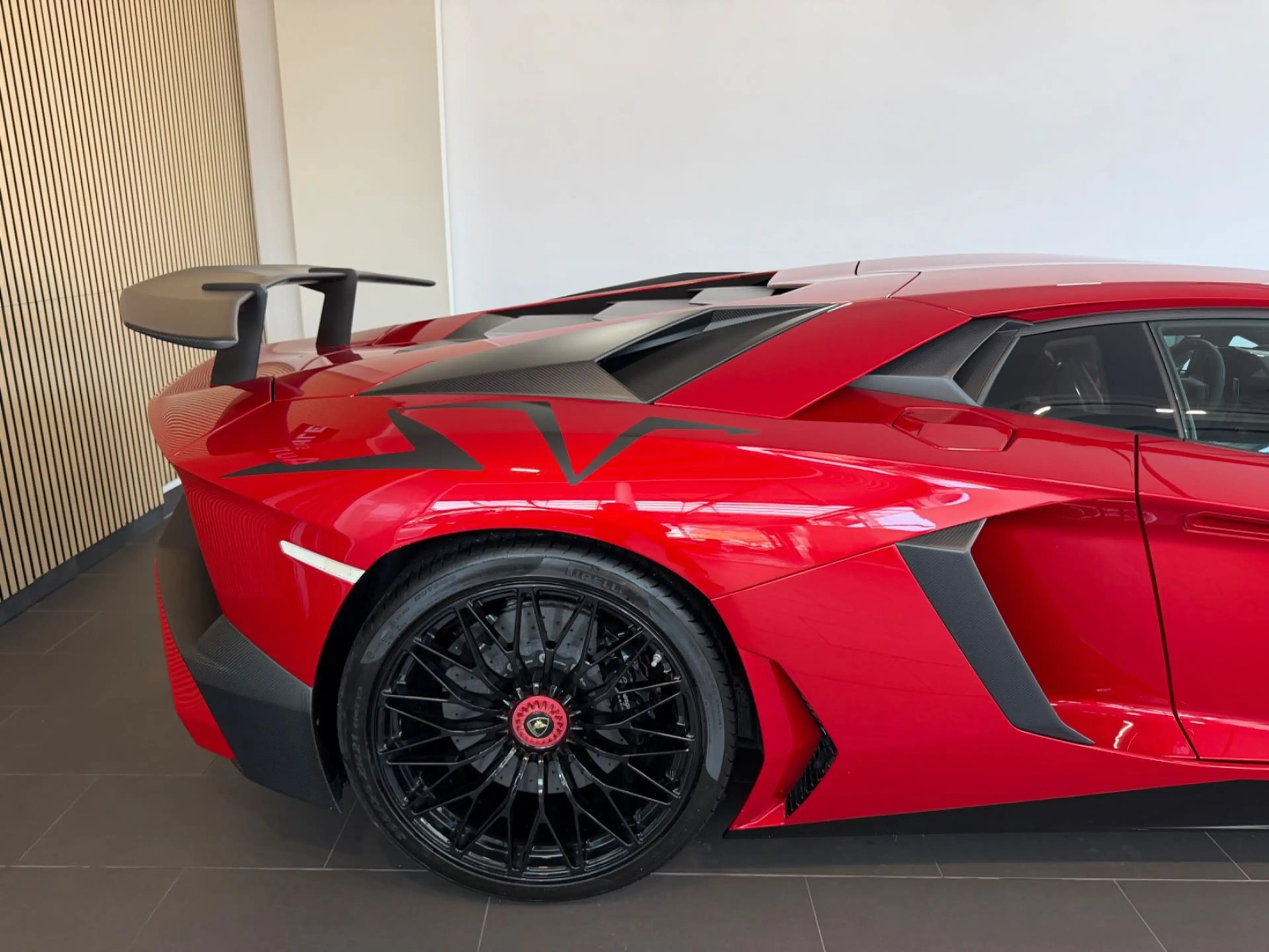 Lamborghini Aventador LP 750-4 Superveloce *DE/SERVICE-NEU* — photo 6