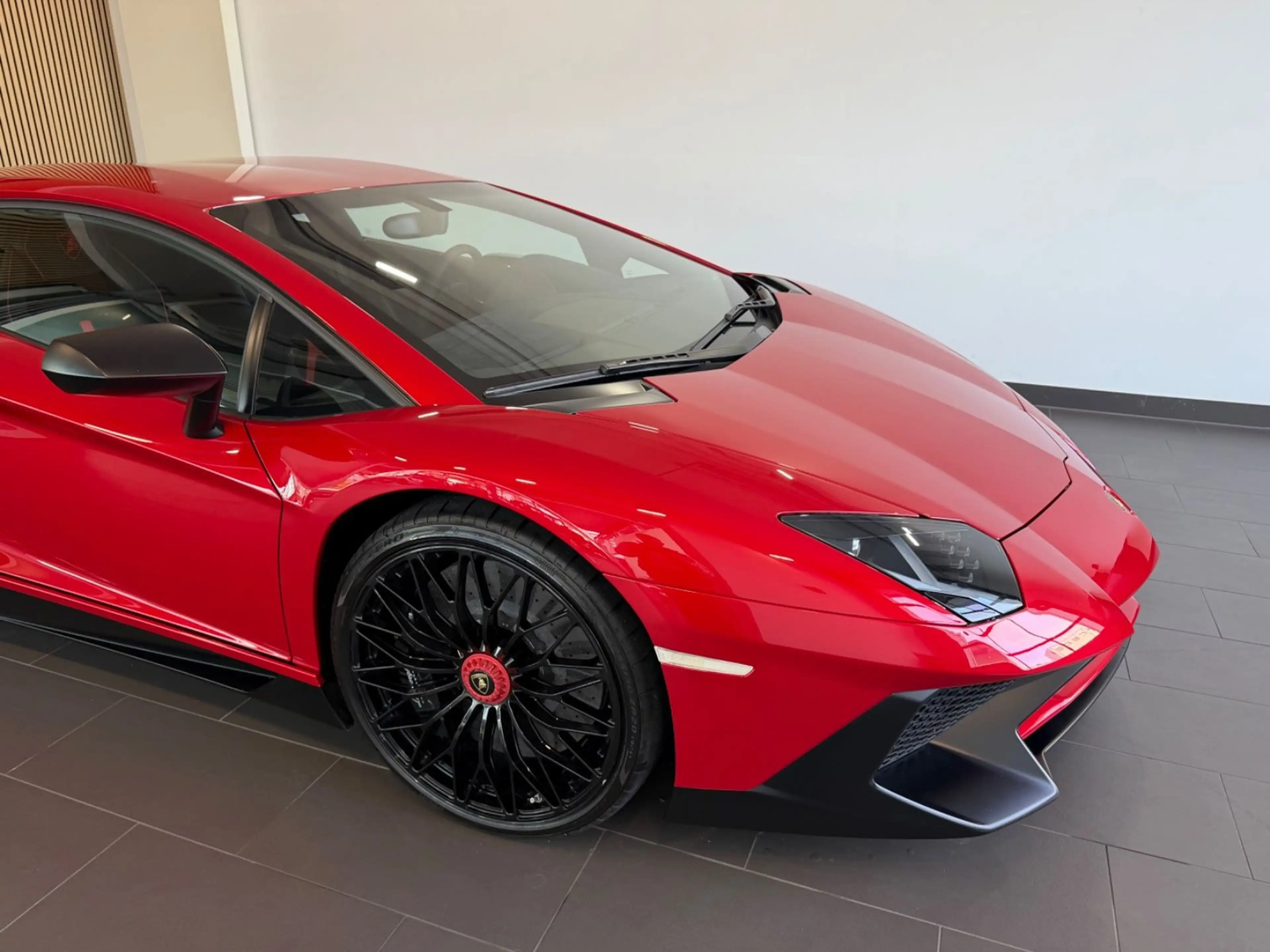 Lamborghini Aventador LP 750-4 Superveloce *DE/SERVICE-NEU* — photo 5