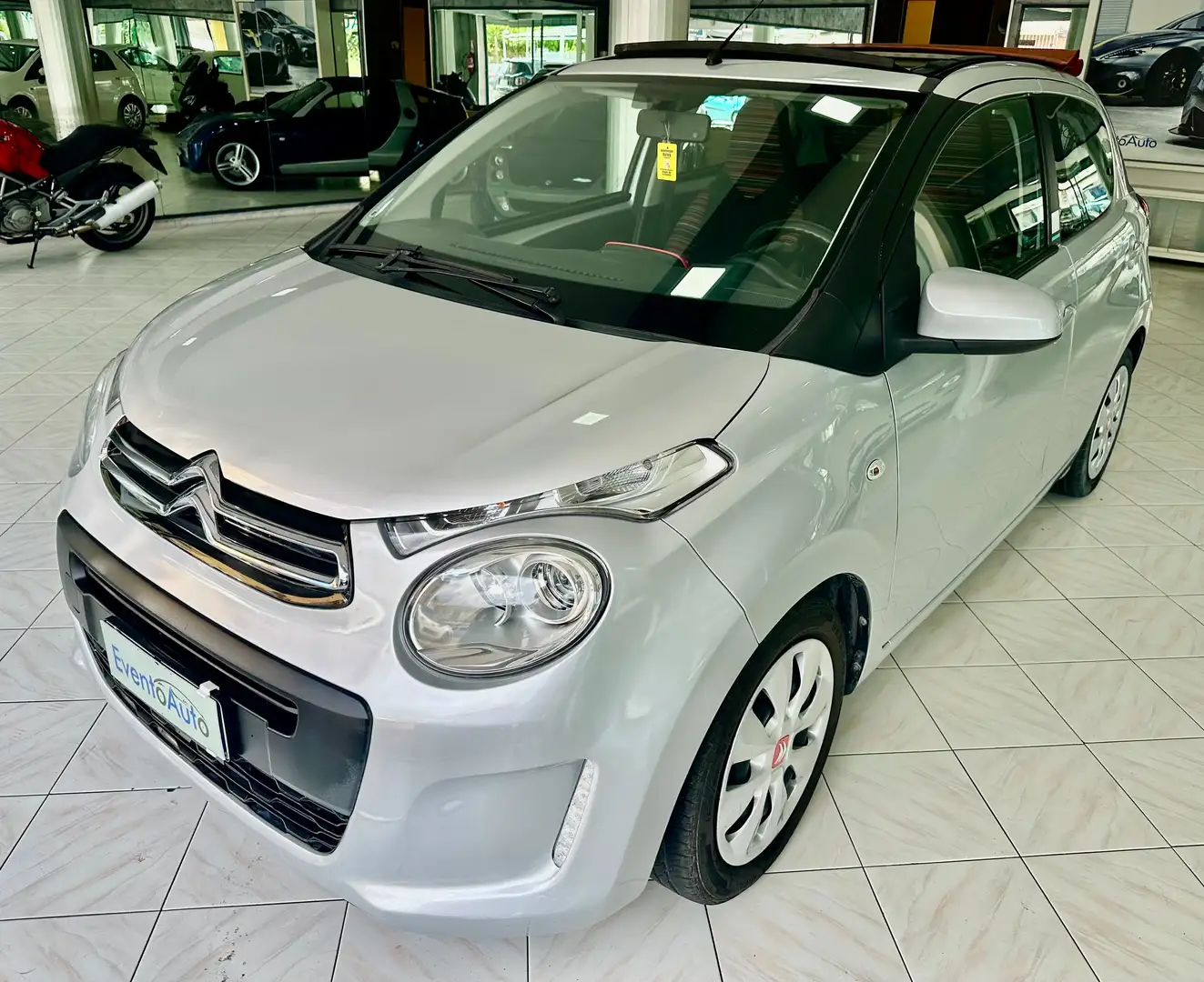 Citroen C1 C1 5p Airscape 1.2 puretech Shine E6 Argent - 2