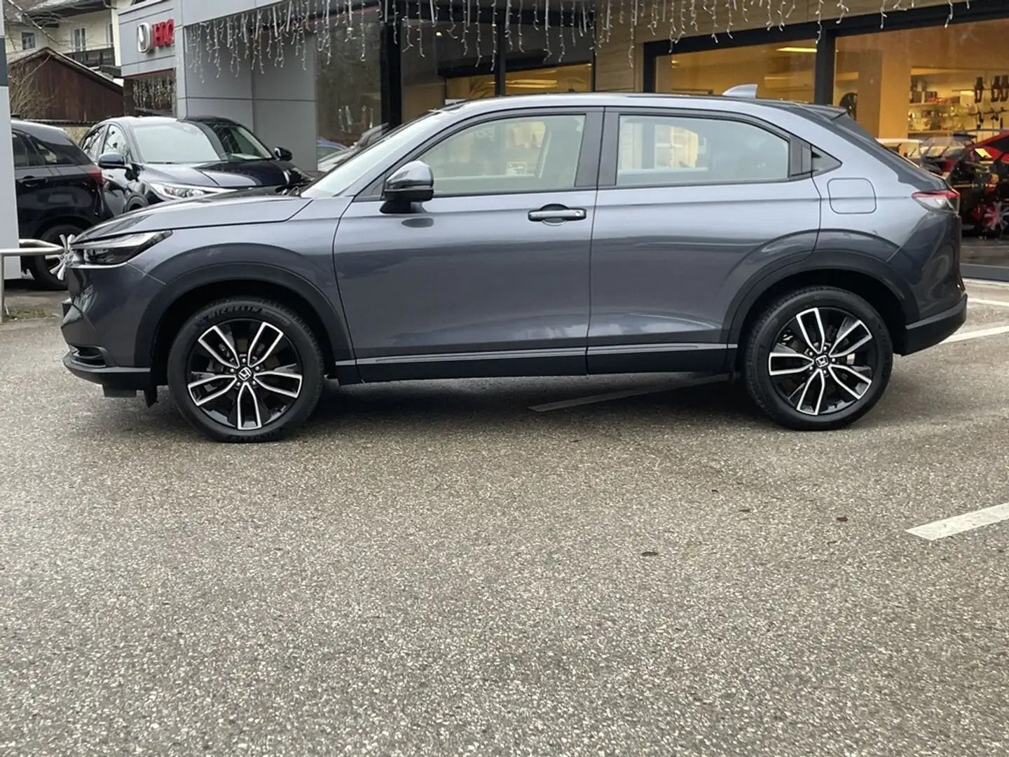 Honda HR-V 1,5 i-MMD Hybrid 2WD Elegance Aut. Grau - 2