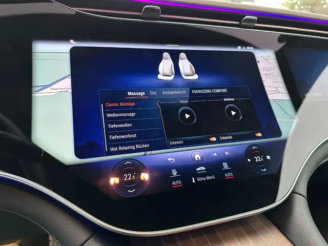 Mercedes-Benz EQS SUV EQS 450 4MATIC SUV AMG Sitzklima Panoramadach Ansicht 17