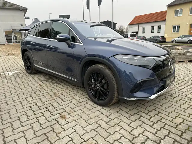 Mercedes-Benz EQS SUV EQS 450 4MATIC SUV AMG Sitzklima Panoramadach Ansicht 5