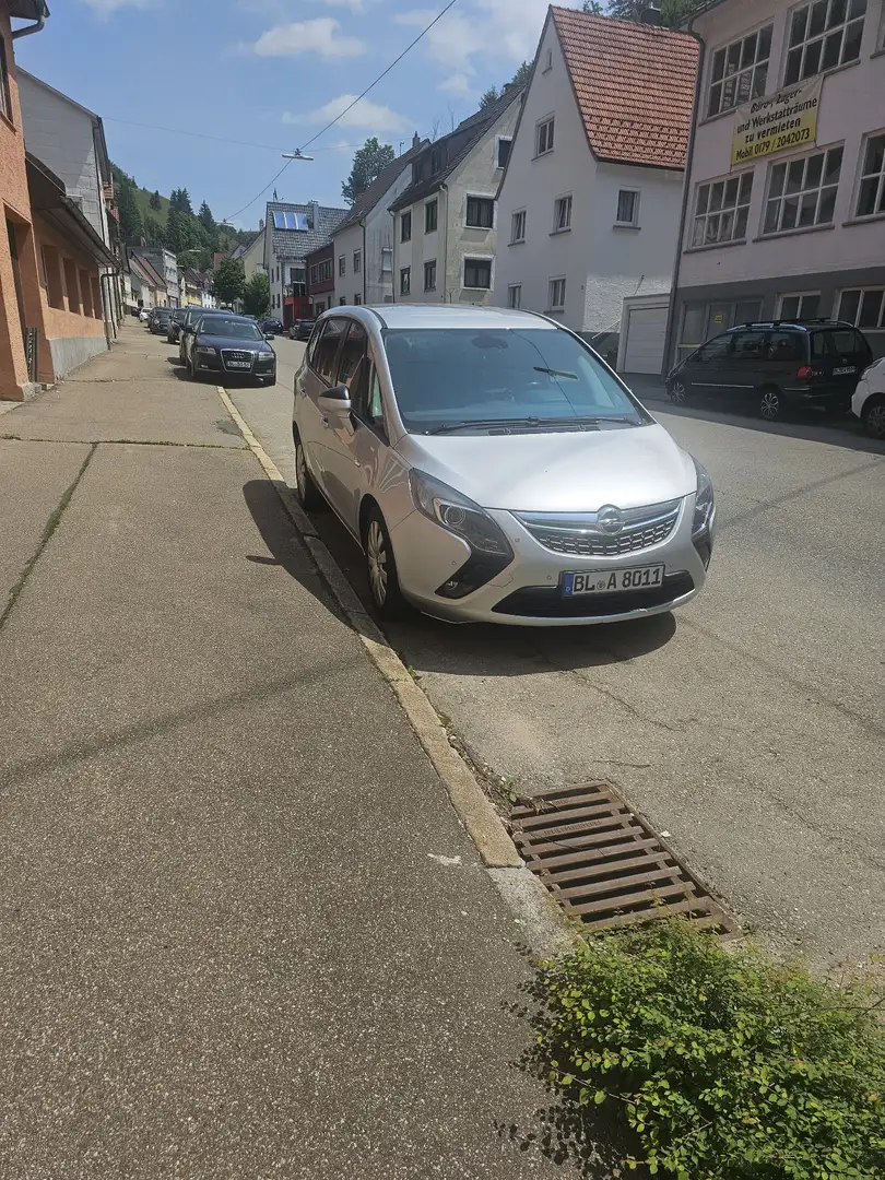 Opel Zafira Tourer 2.0 CDTI Automatik drive - 1