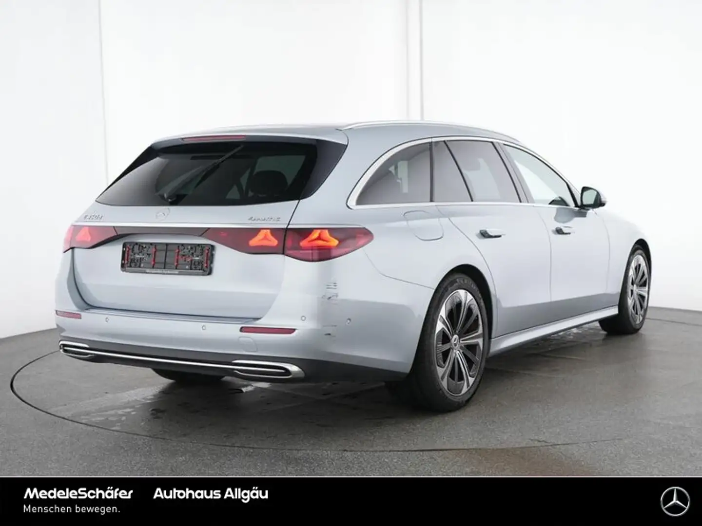 Mercedes-Benz E 450 E 450 dT d 4M Avantgarde 19" AHK Sitzklima 360° Silber - 2