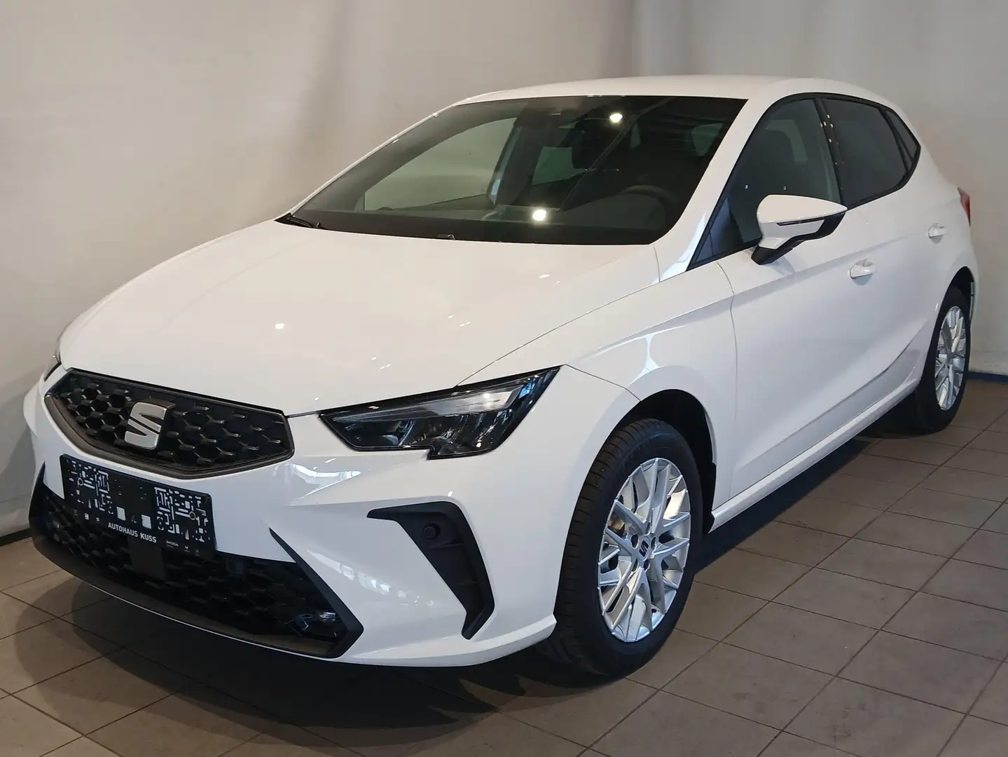 SEAT Ibiza 1.0 TSI 70 kW Style 10 Jahre Garantie Weiß - 1