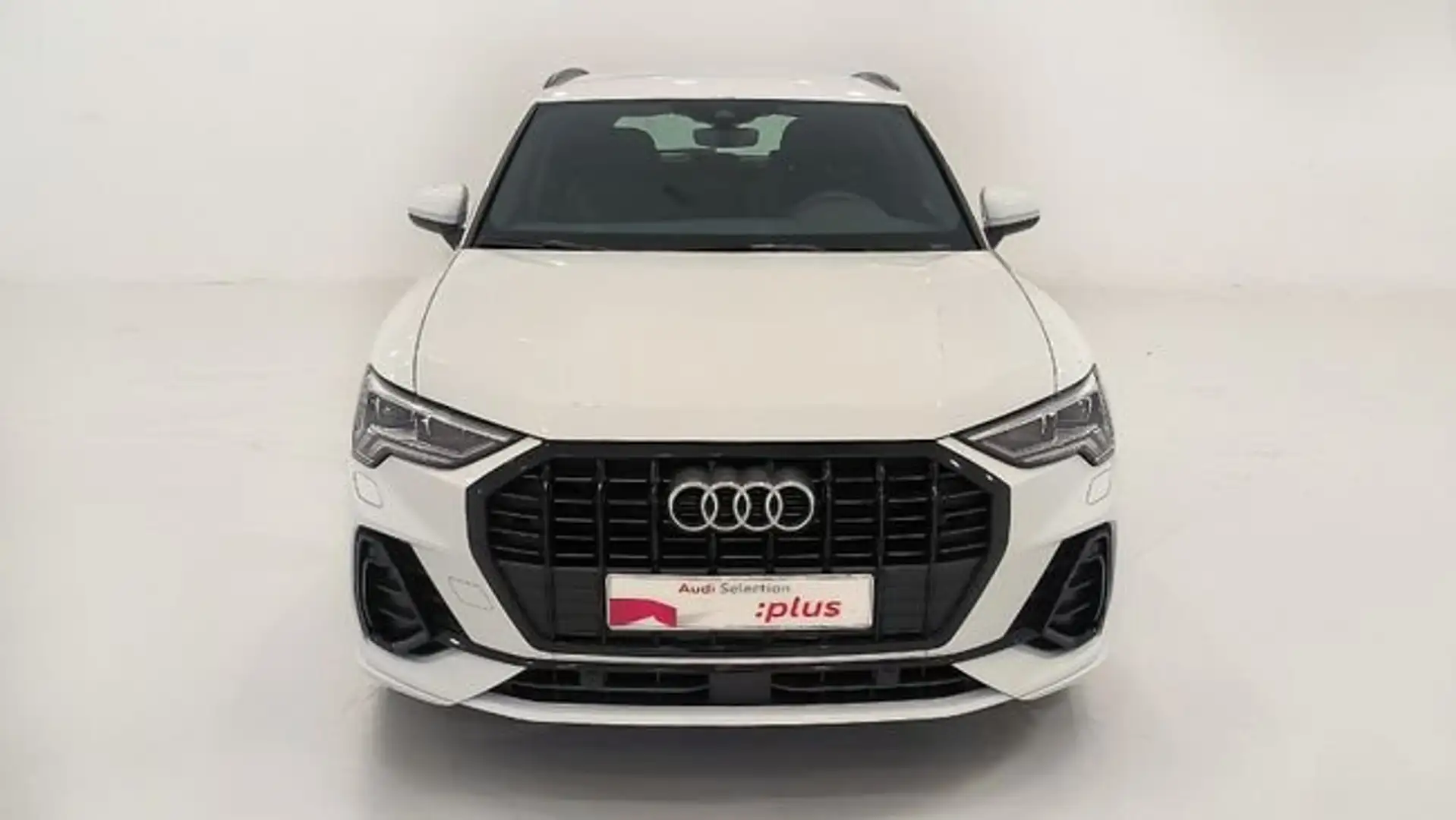 Audi Q3 35 TDI Black line S tronic 110kW Blanco - 2