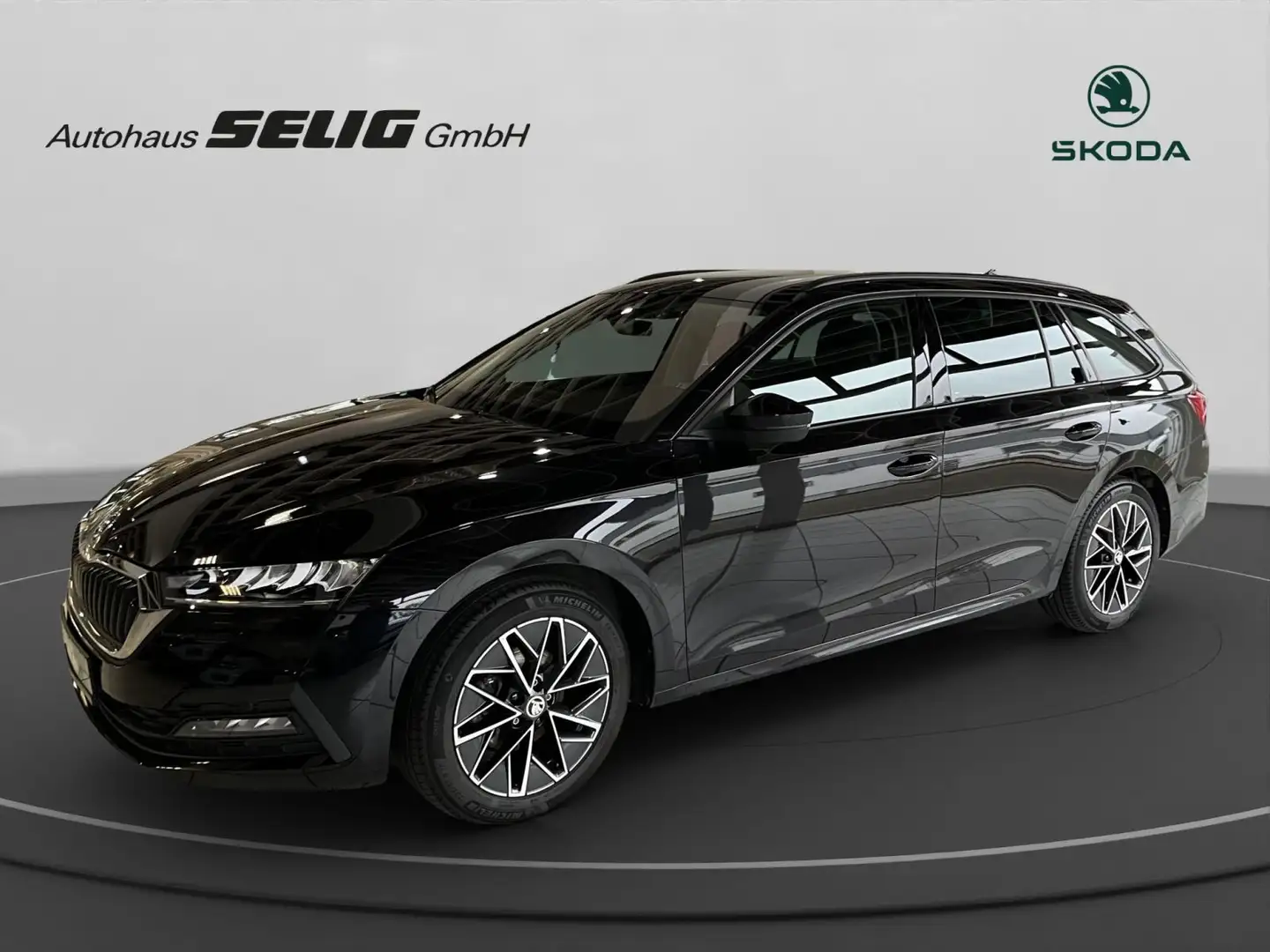 Skoda Octavia Combi 1.5 DSG Clever, AHK, Beh. Scheibe, Schwarz - 1