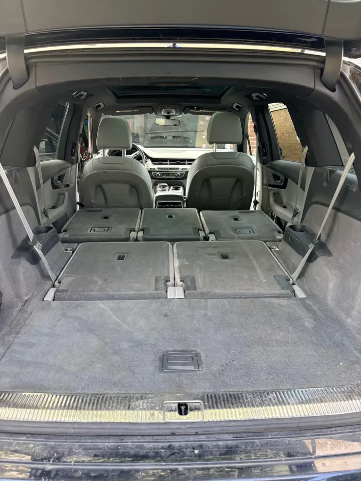 Audi Q7 photo Audi Q7