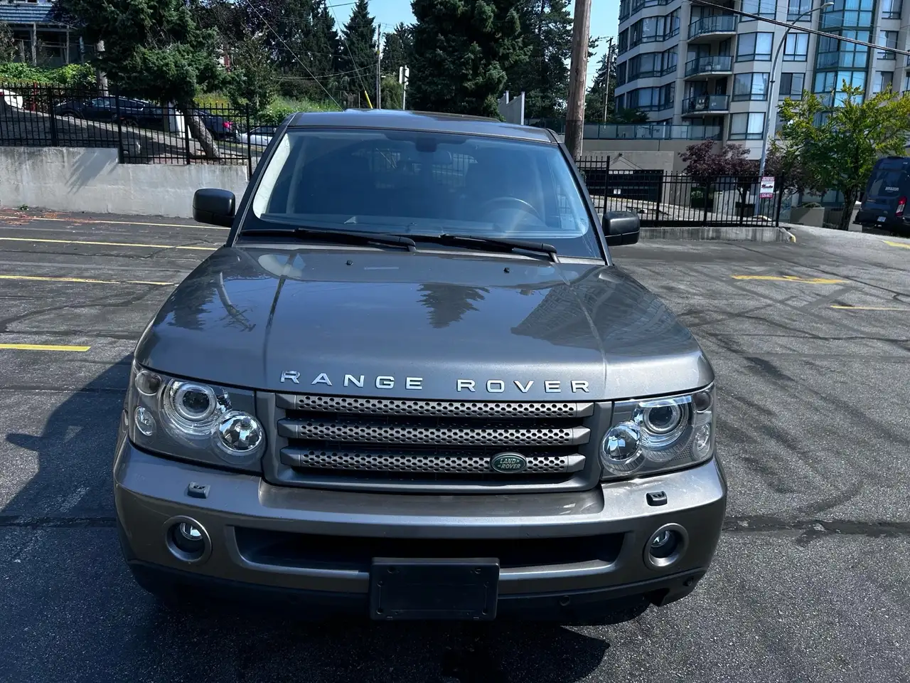 Land Rover Range Rover Sport снимка Land Rover Range Rover Sport