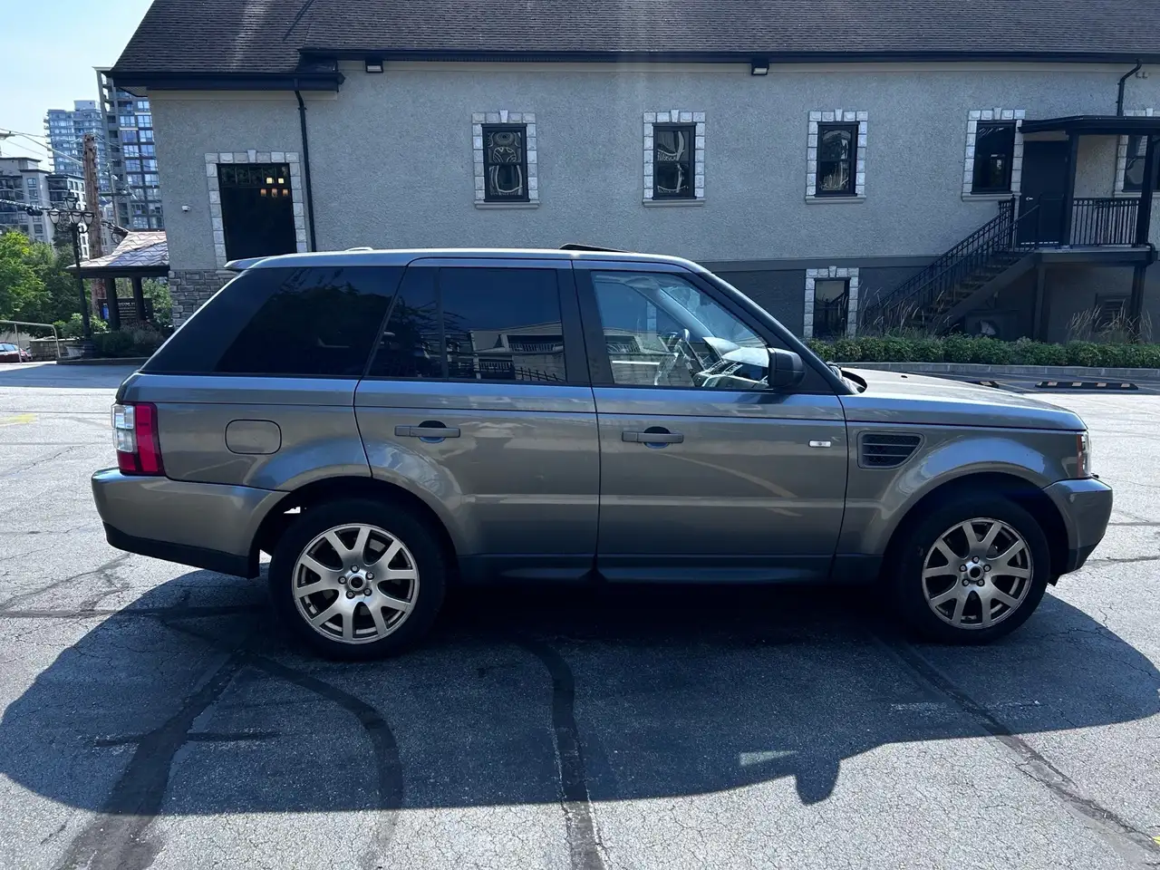 Land Rover Range Rover Sport снимка Land Rover Range Rover Sport