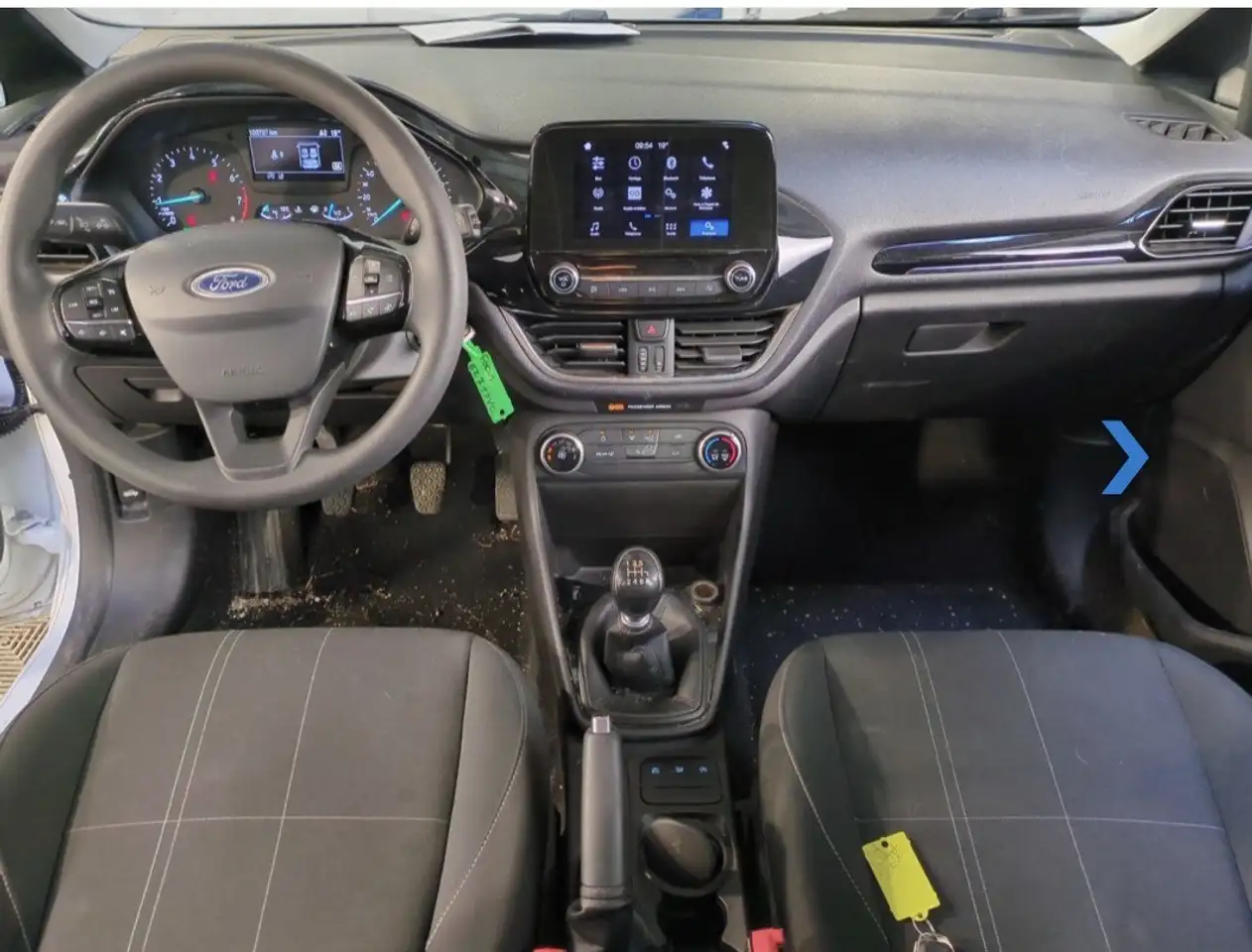 Ford Fiesta 5 portes — photo 6