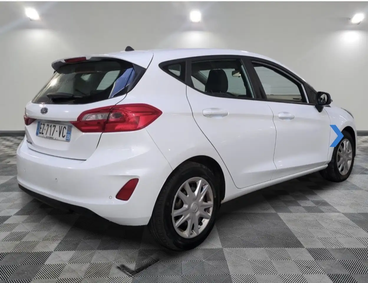 Ford Fiesta 5 portes — photo 4