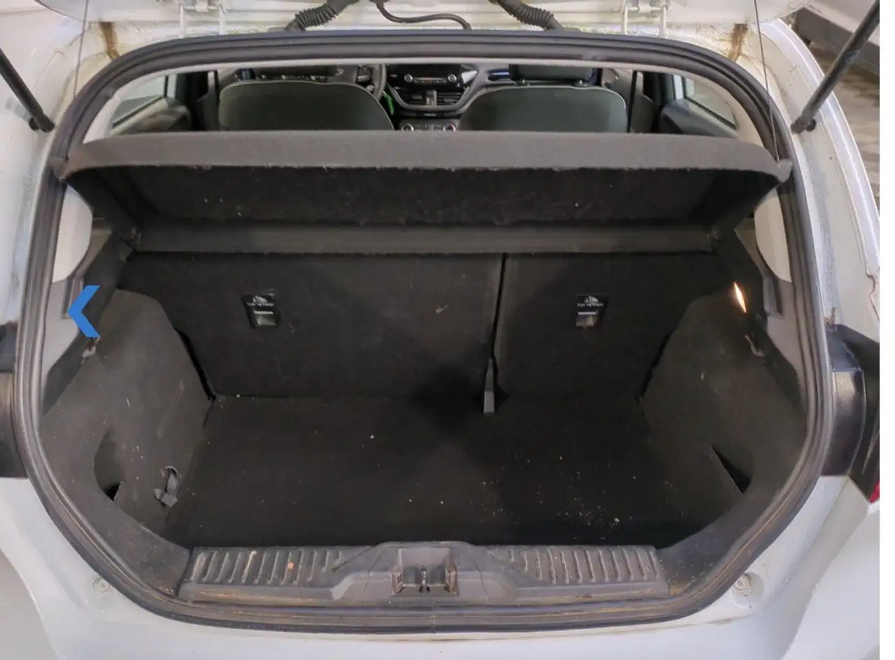 Ford Fiesta 5 portes — photo 9