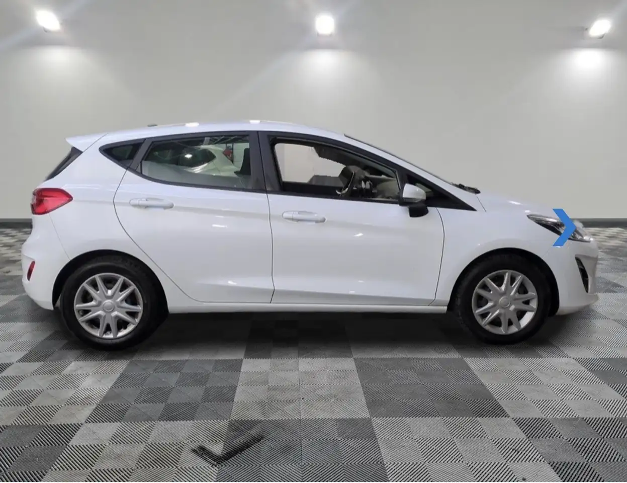 Ford Fiesta 5 portes — photo 3
