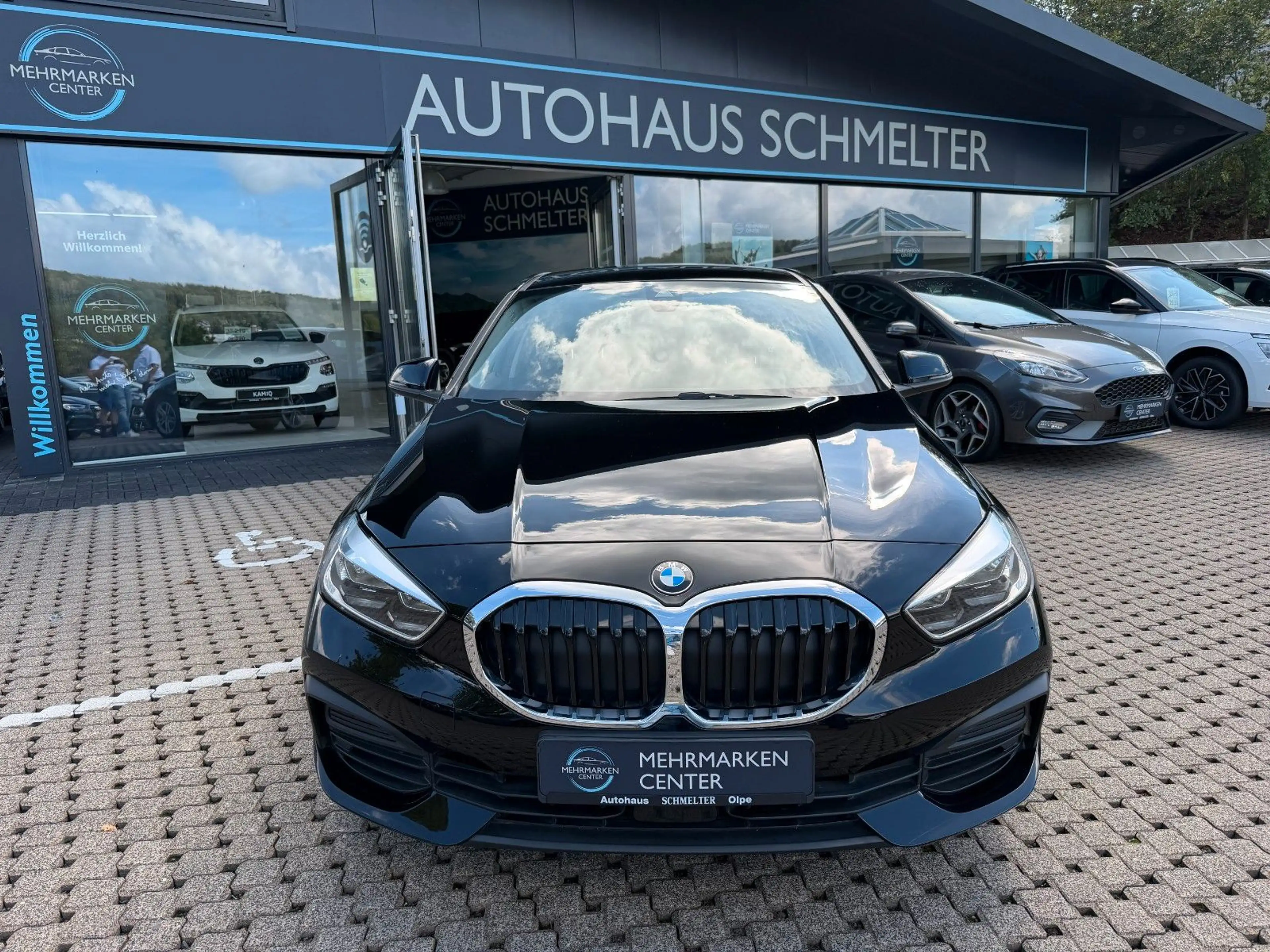 BMW 118 1 Limousine 118 i Advantage — photo 8