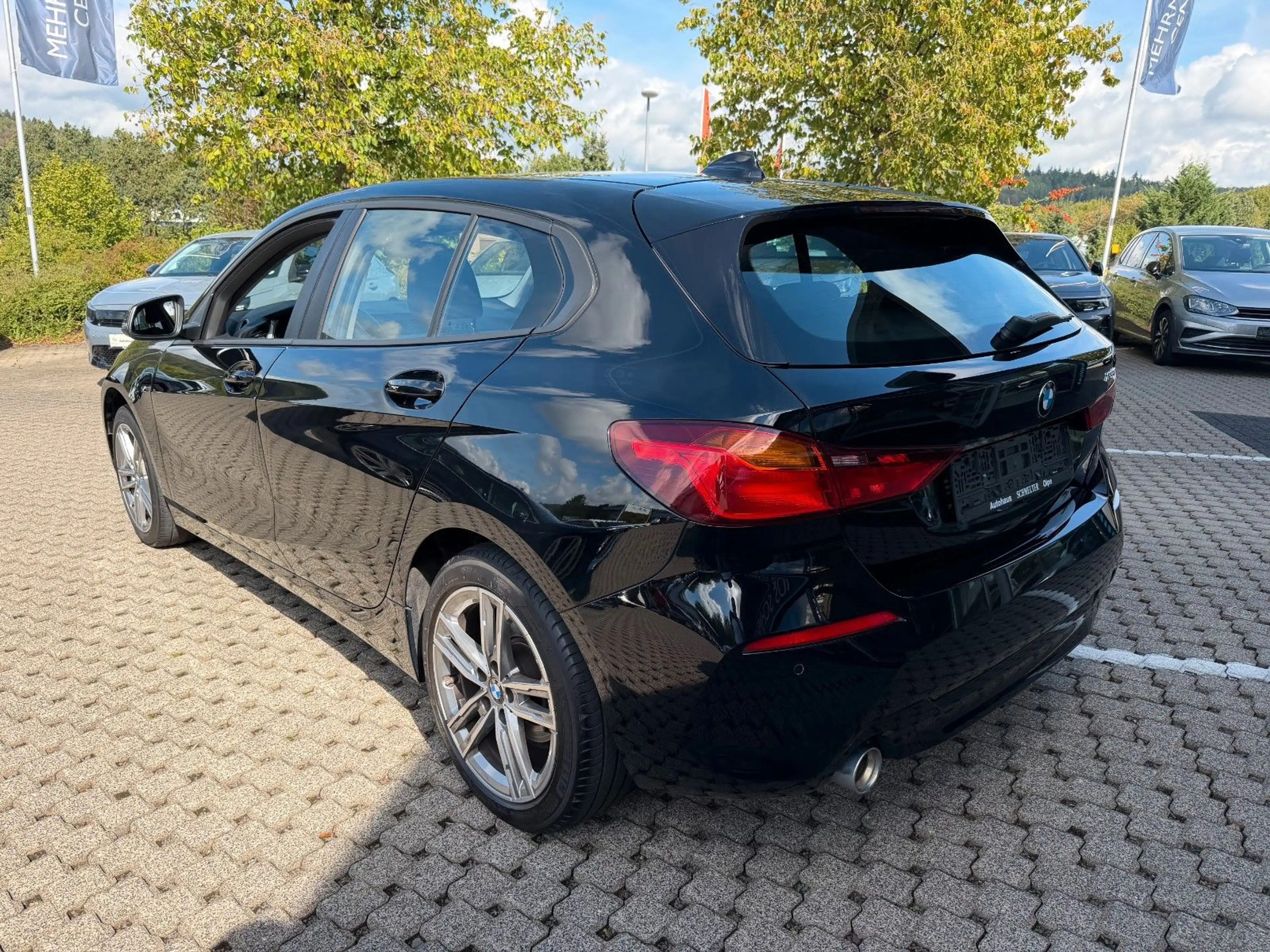 BMW 118 1 Limousine 118 i Advantage — photo 5