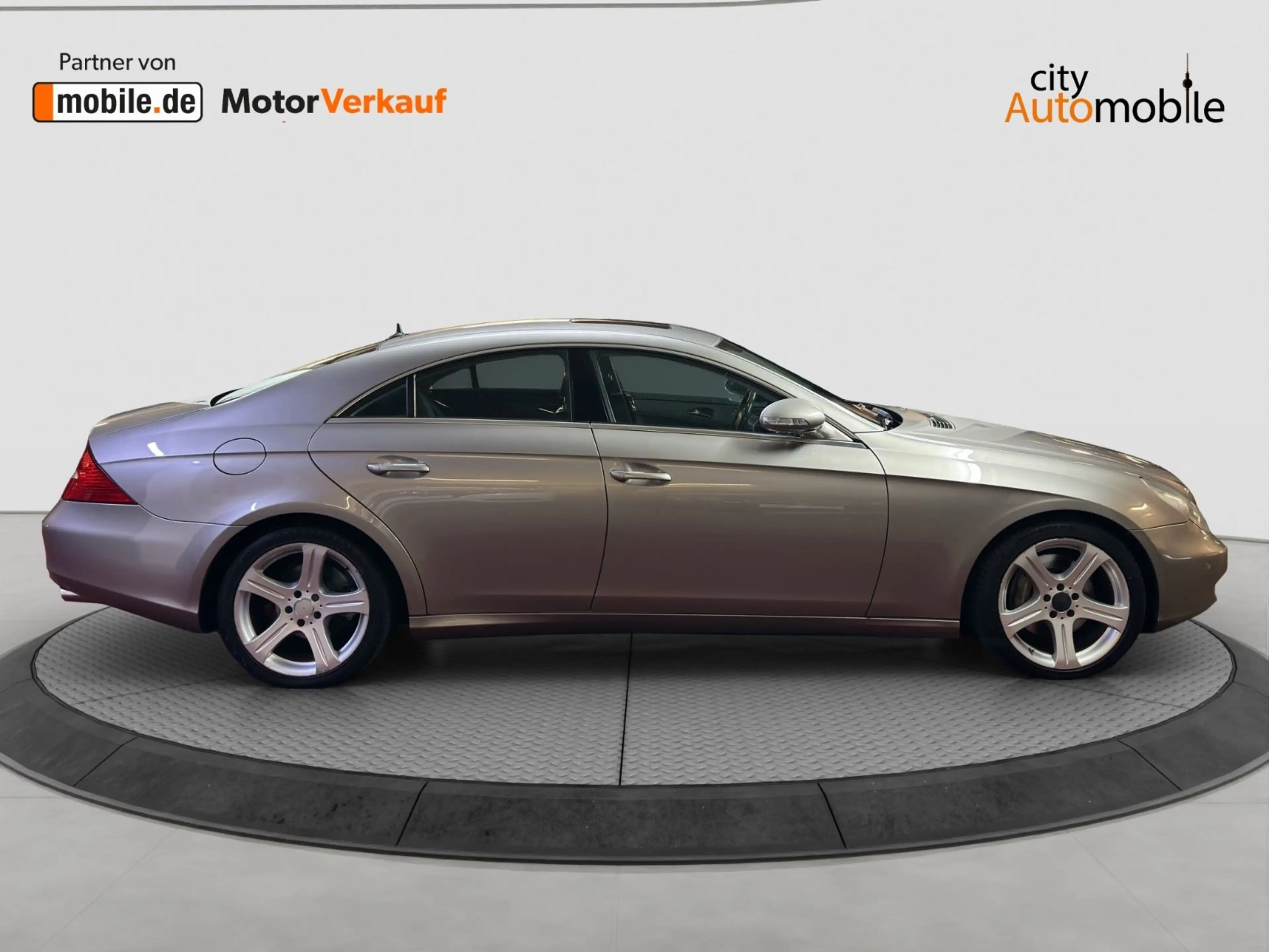 Mercedes-Benz CLS 350 /1.Hand/V-Leder/S-Dach/Navi/Scheckheftgpf — photo 6