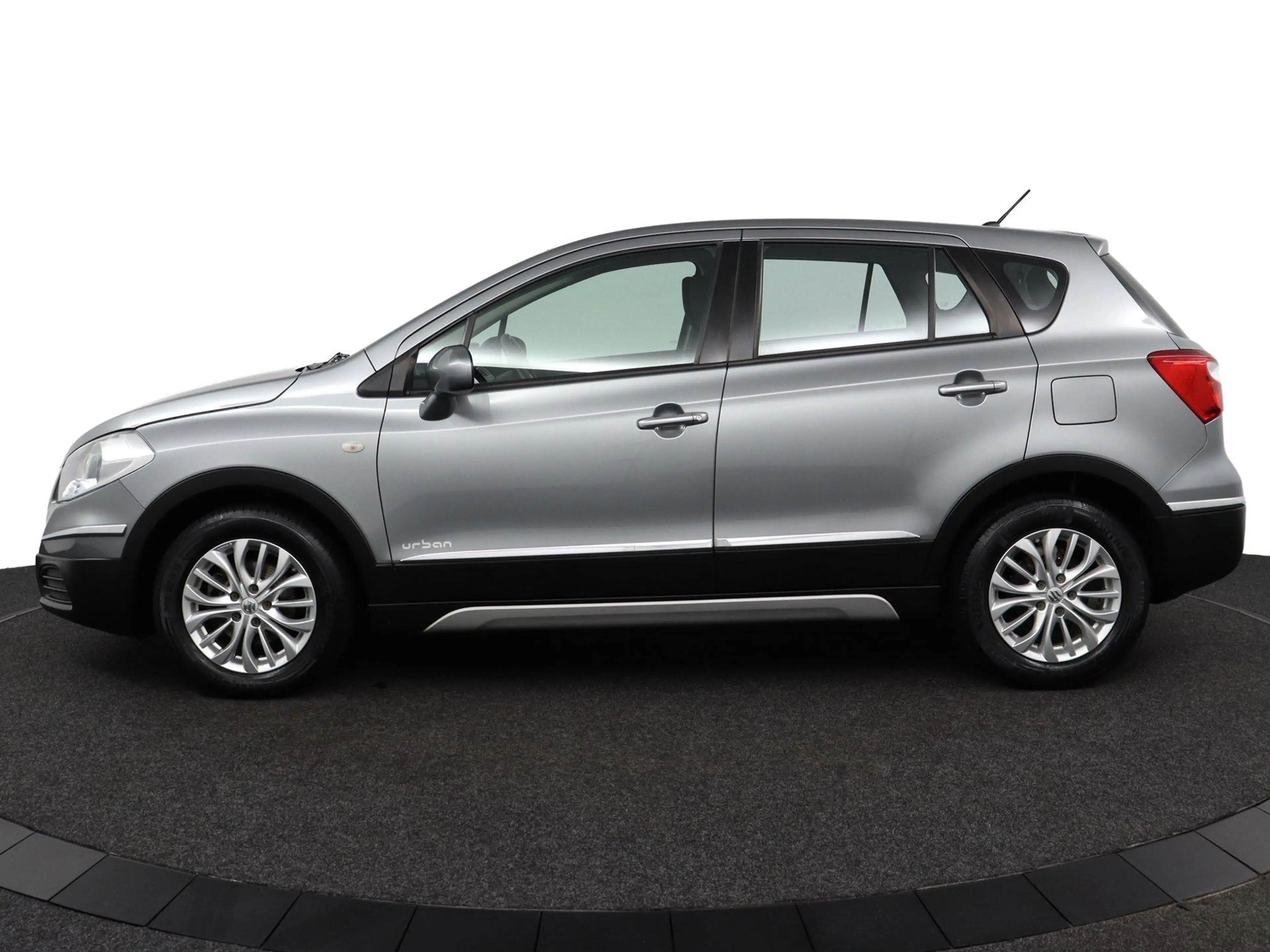 Suzuki SX4 S-Cross 1.6 Comfort — photo 4
