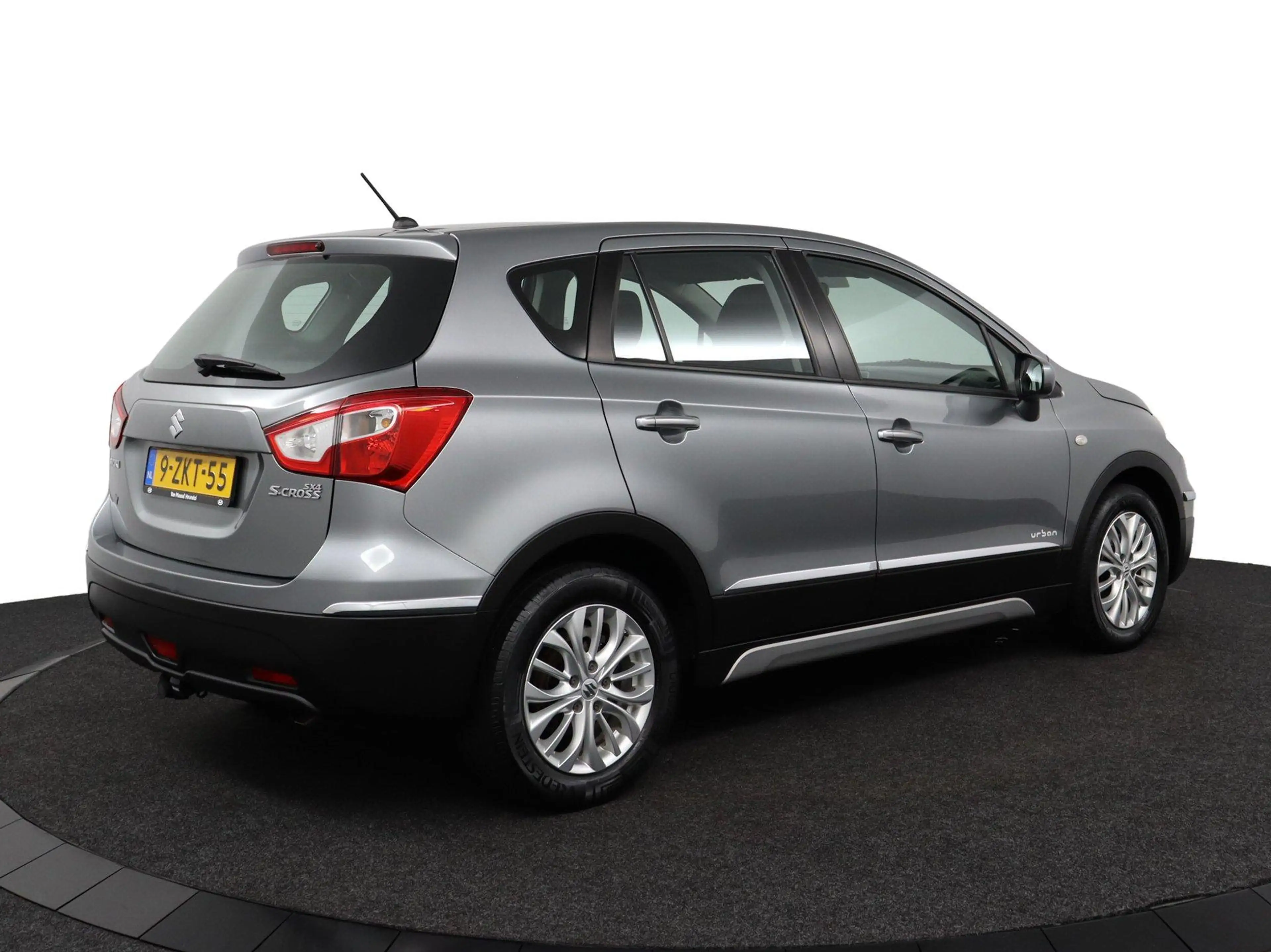 Suzuki SX4 S-Cross 1.6 Comfort — photo 3