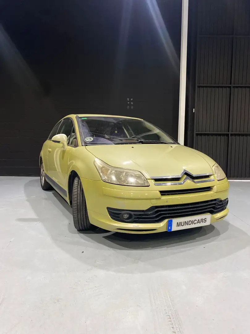 Citroen C4 Coupé 1.6HDI VTR Plus žuta - 2