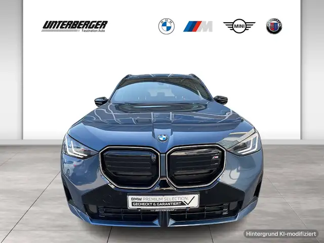 BMW X3 M view 2