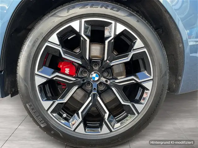 BMW X3 M view 6