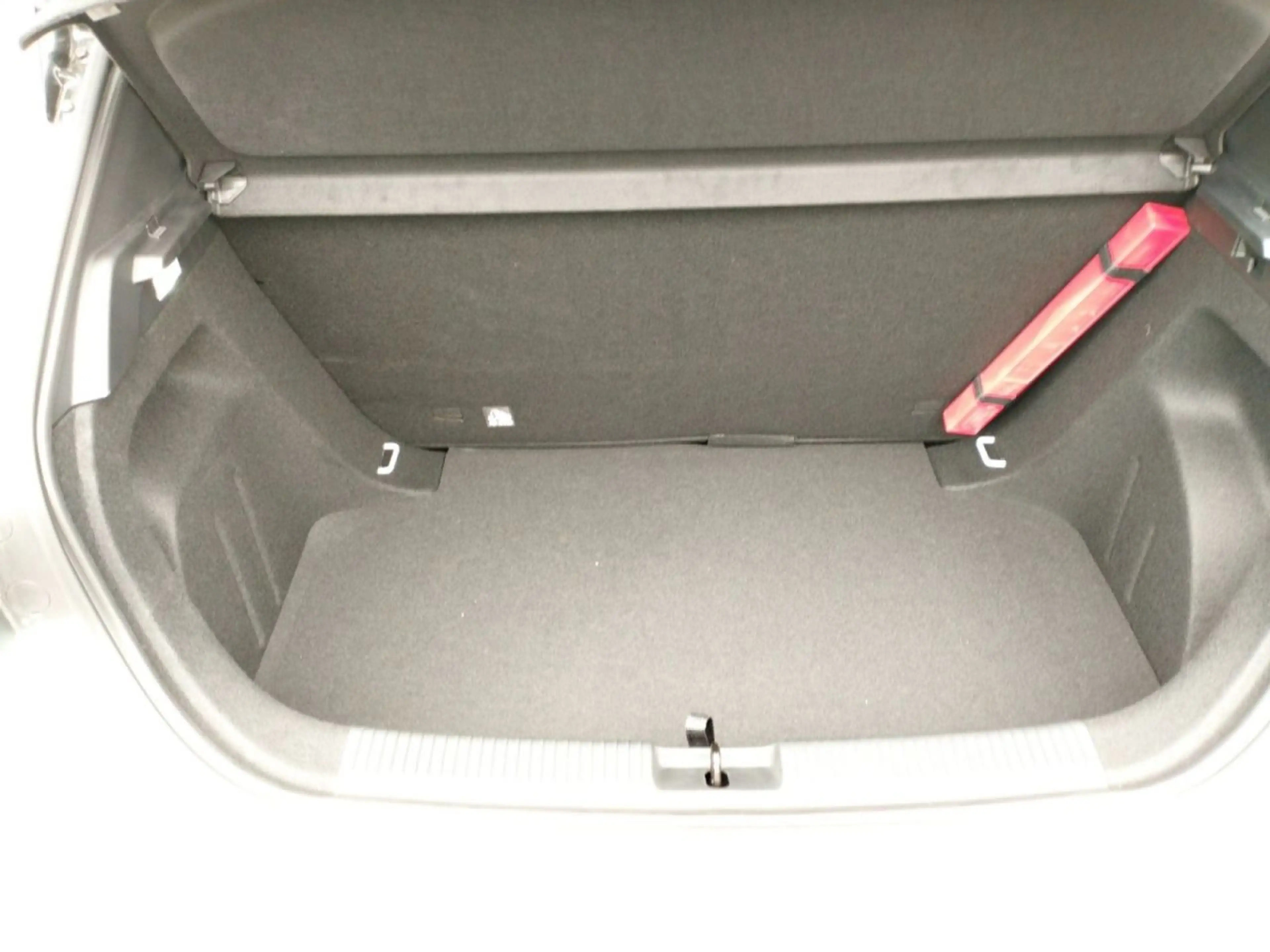 MG MG3 Hybrid+ Luxury 1.5 — photo 12