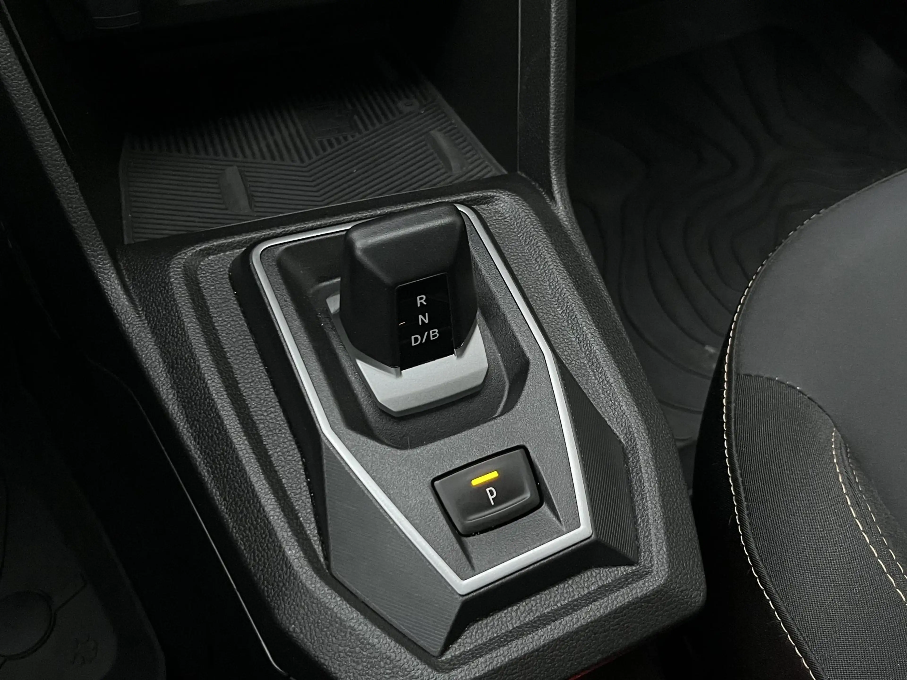 Dacia Jogger 1.8 Hybrid 155 Limited Edition 7p. | Camera | Navi — photo 26