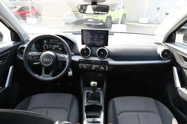 Audi Q2 view 11