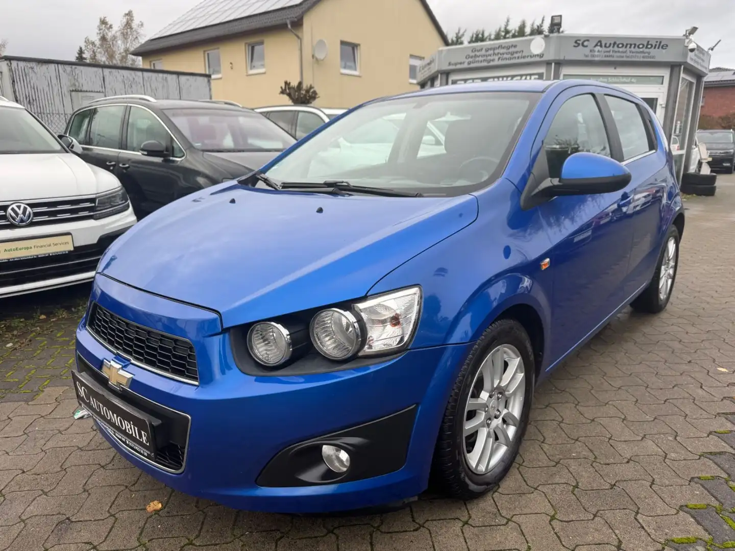 Chevrolet Aveo LTZ Blau - 1