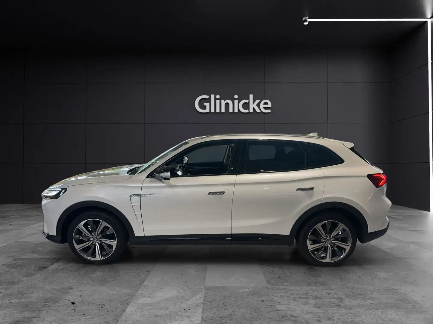 MG Marvel R Performance Sitzlüftung/Bose/Pano/360° Fehér - 2