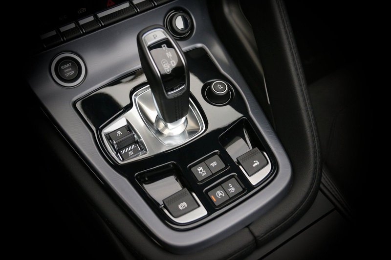 Jaguar F-Type F-TYPE Cabriolet Meridian Kamera Sportabgasanlag — photo 12