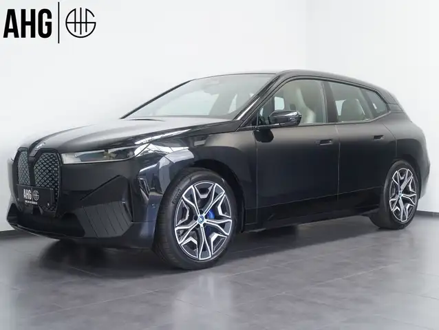 BMW iX 40 xDrive SPORTPAKET/LM22"/H&K/HUD/SOFT-CLOSE