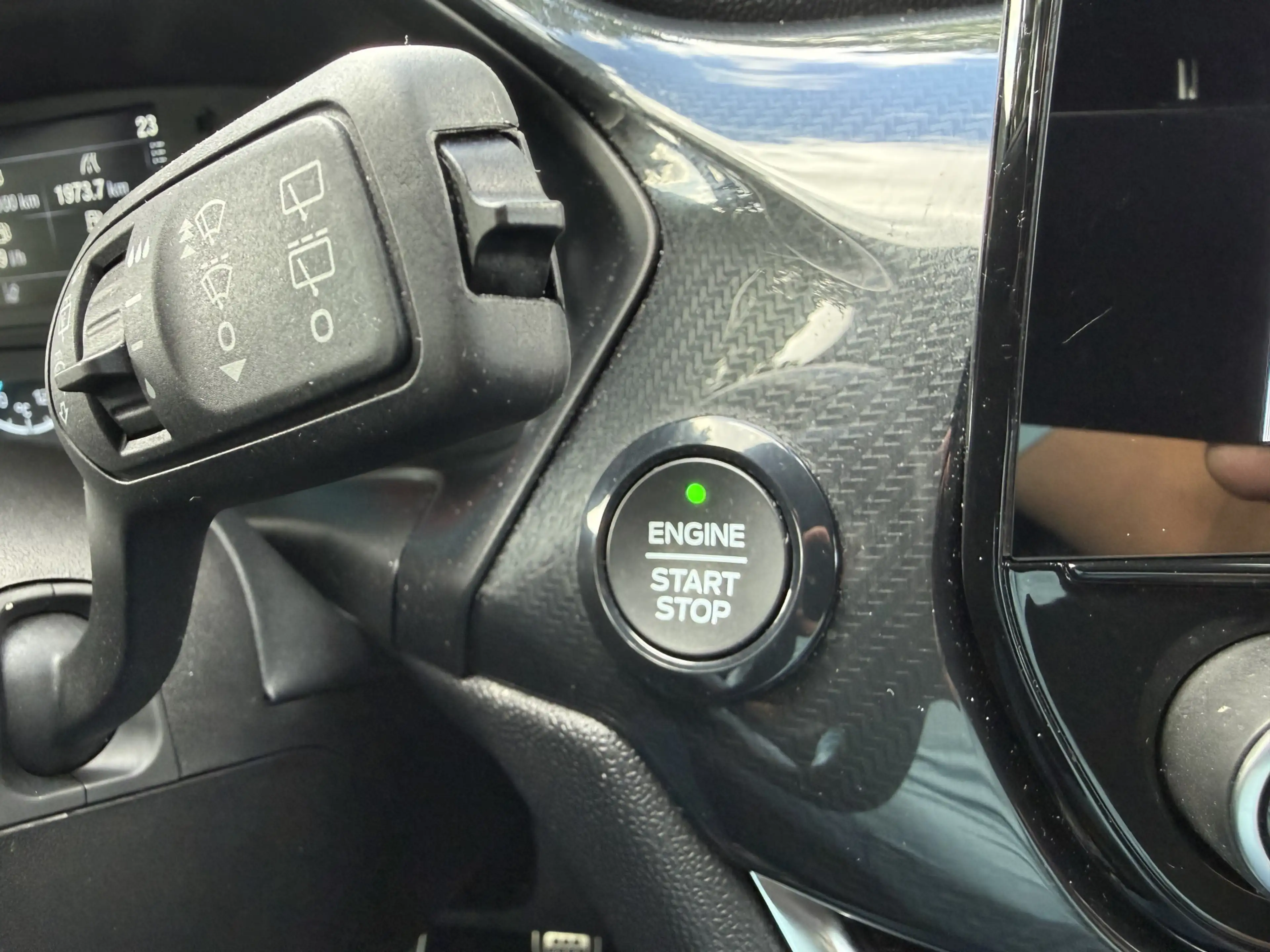 Ford Fiesta 1.0 EcoBoost ST-Line — photo 17