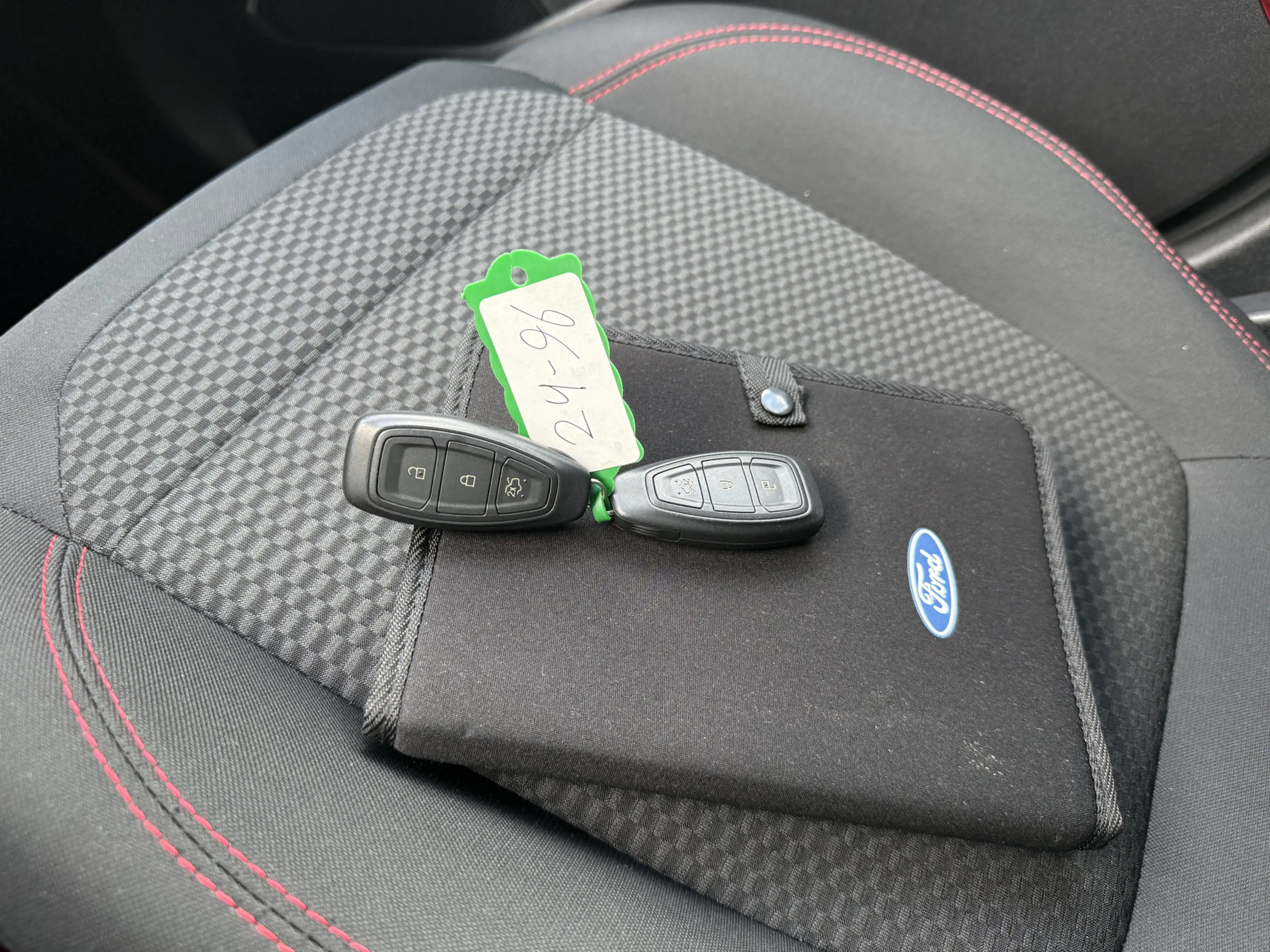 Ford Fiesta 1.0 EcoBoost ST-Line — photo 21