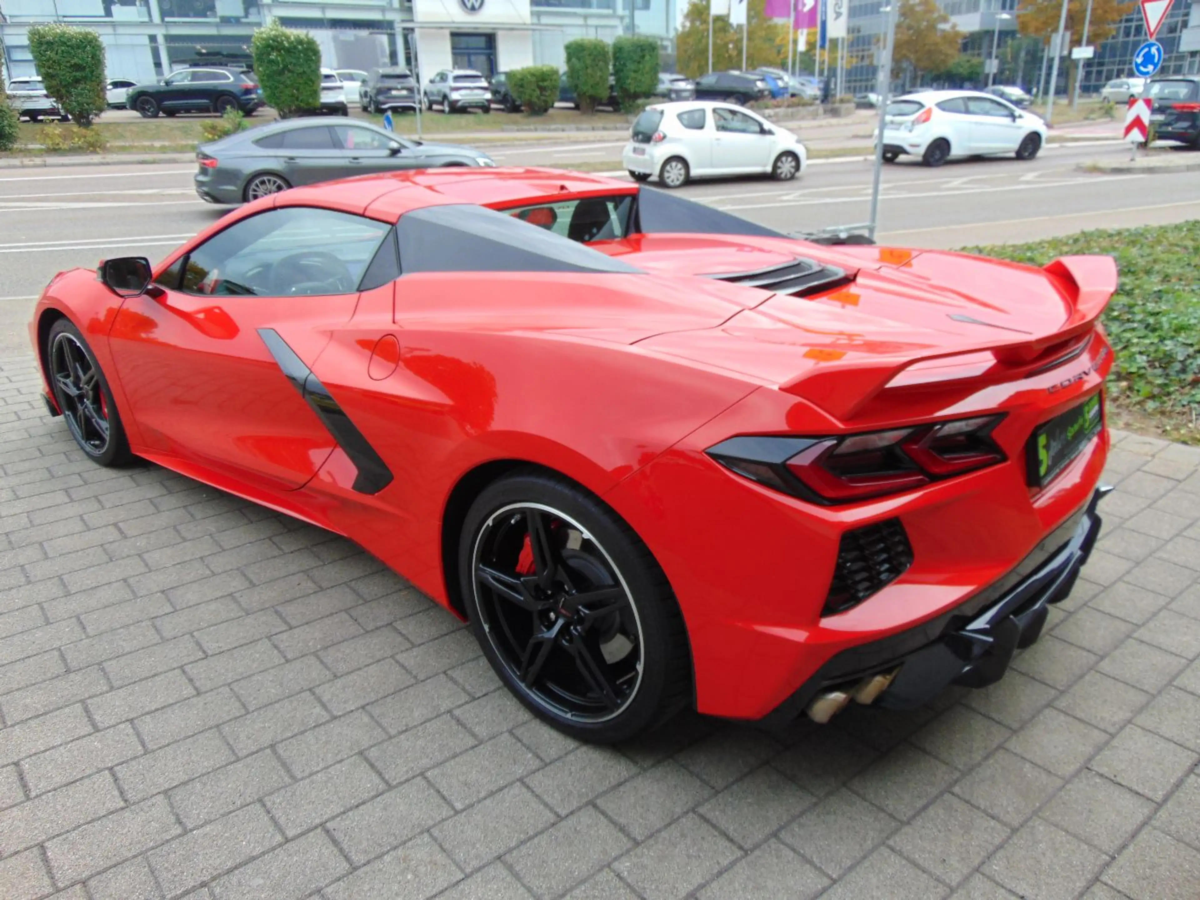 Corvette C8 Cabrio 3LT Europamodell Magnetic Ride Lift — photo 10