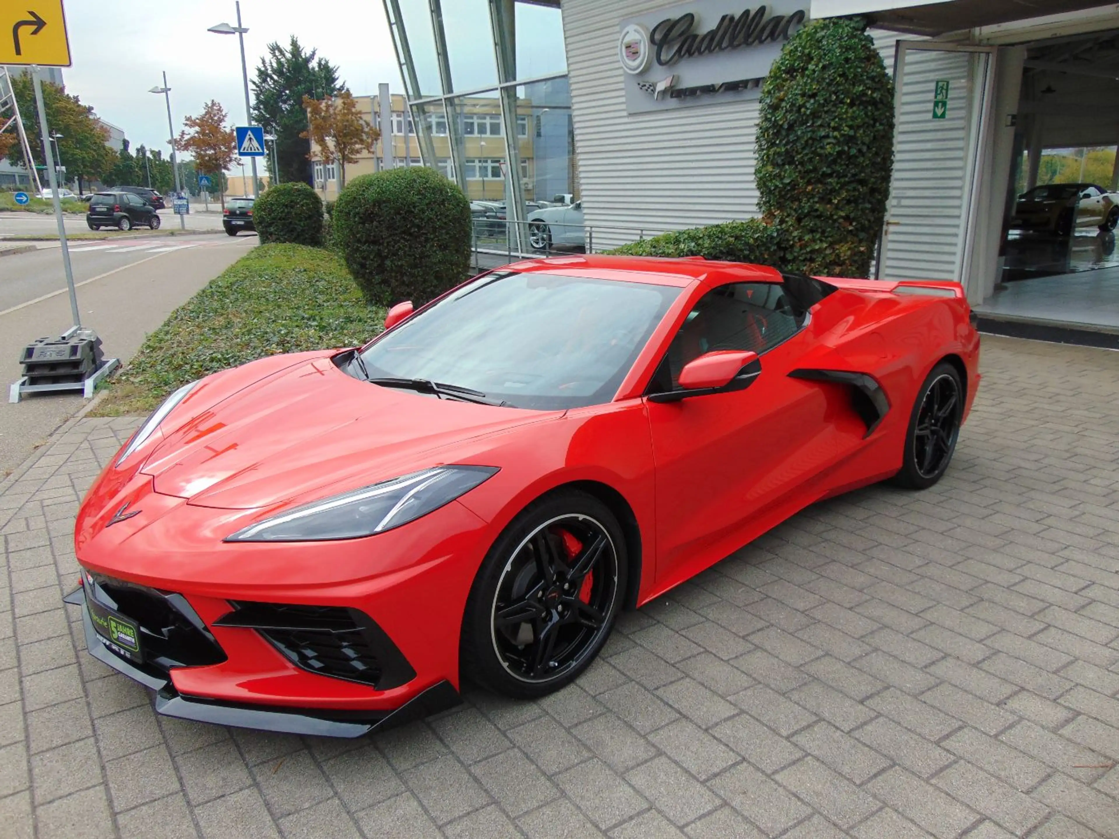 Corvette C8 Cabrio 3LT Europamodell Magnetic Ride Lift — photo 9
