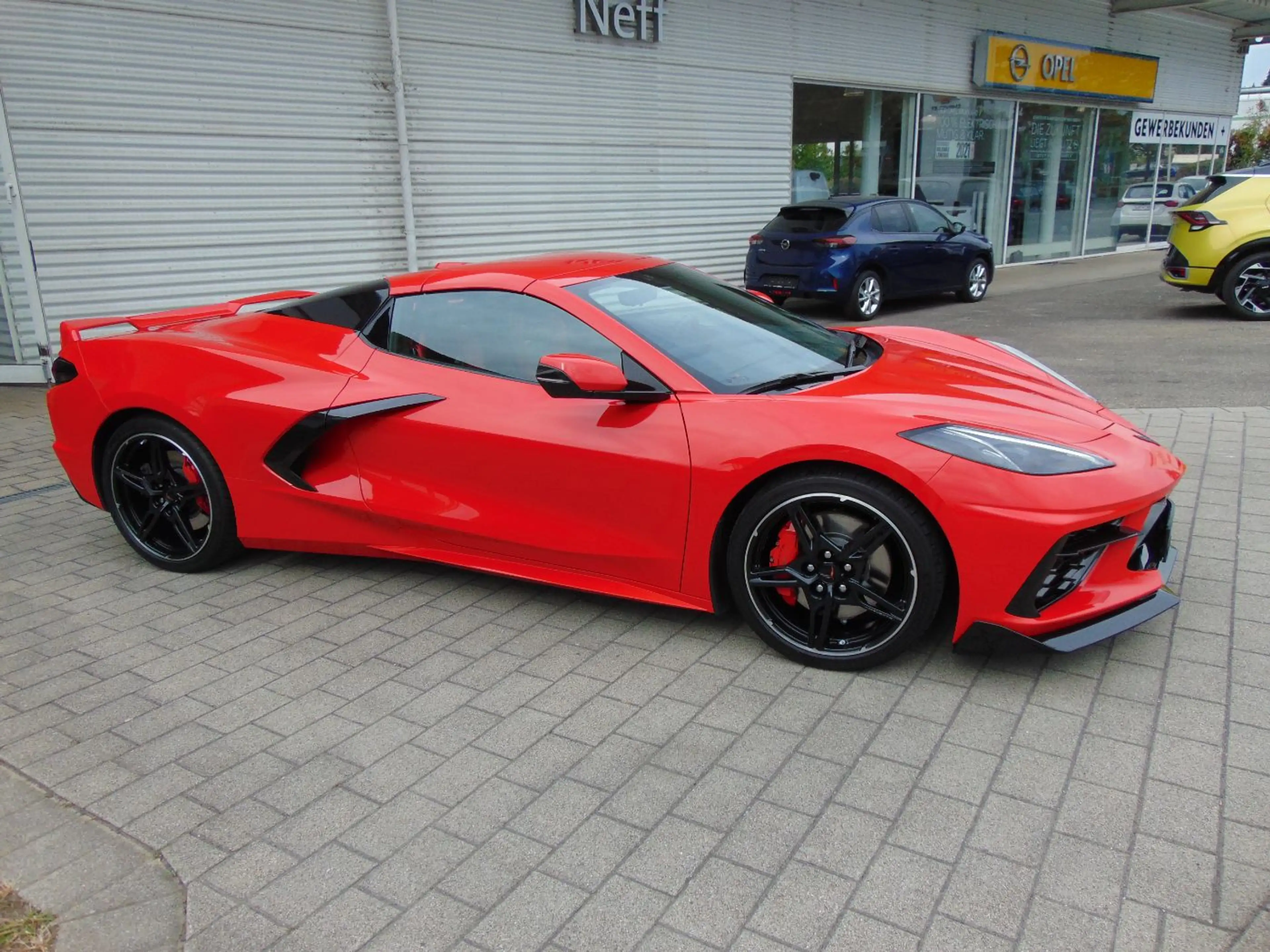 Corvette C8 Cabrio 3LT Europamodell Magnetic Ride Lift — photo 12