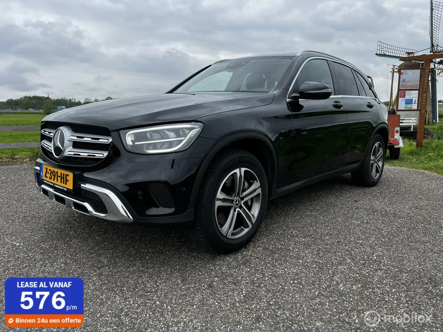 Mercedes-Benz GLC 300 300de 4MATIC PLUG INN HYBRID Schwarz - 1